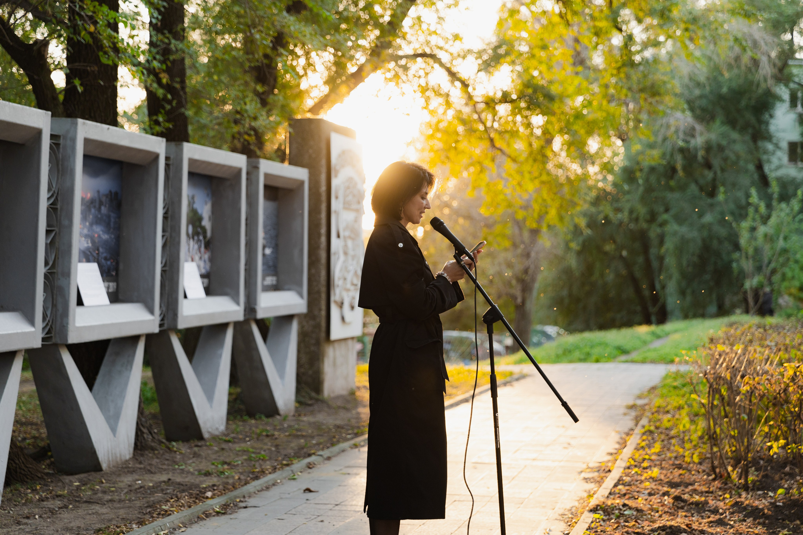 Горожане читают. Takamatsu Miya