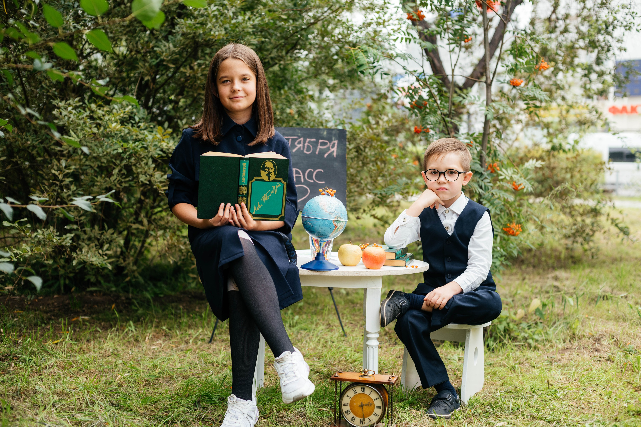 Выпускные школьные альбомы:. Фотограф Эллина Дар г. Улан-Удэ