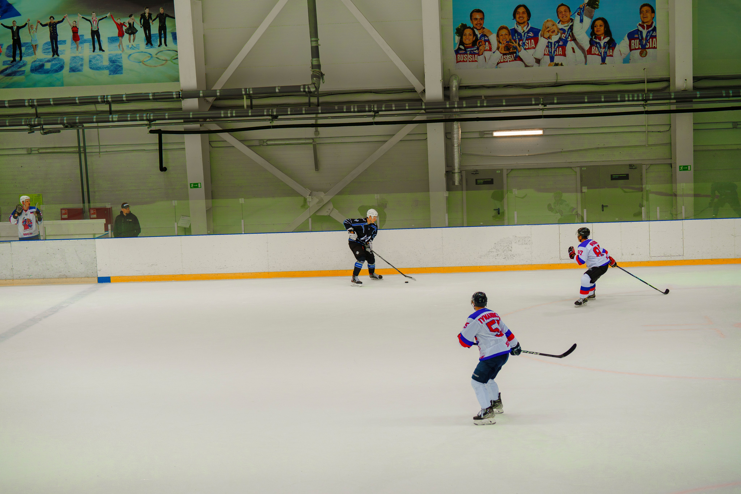 Фотосъемка хоккейных матчей в Сочи. Фотограф видеограф Геннадий Янбаев в Сочи, Краснодаре