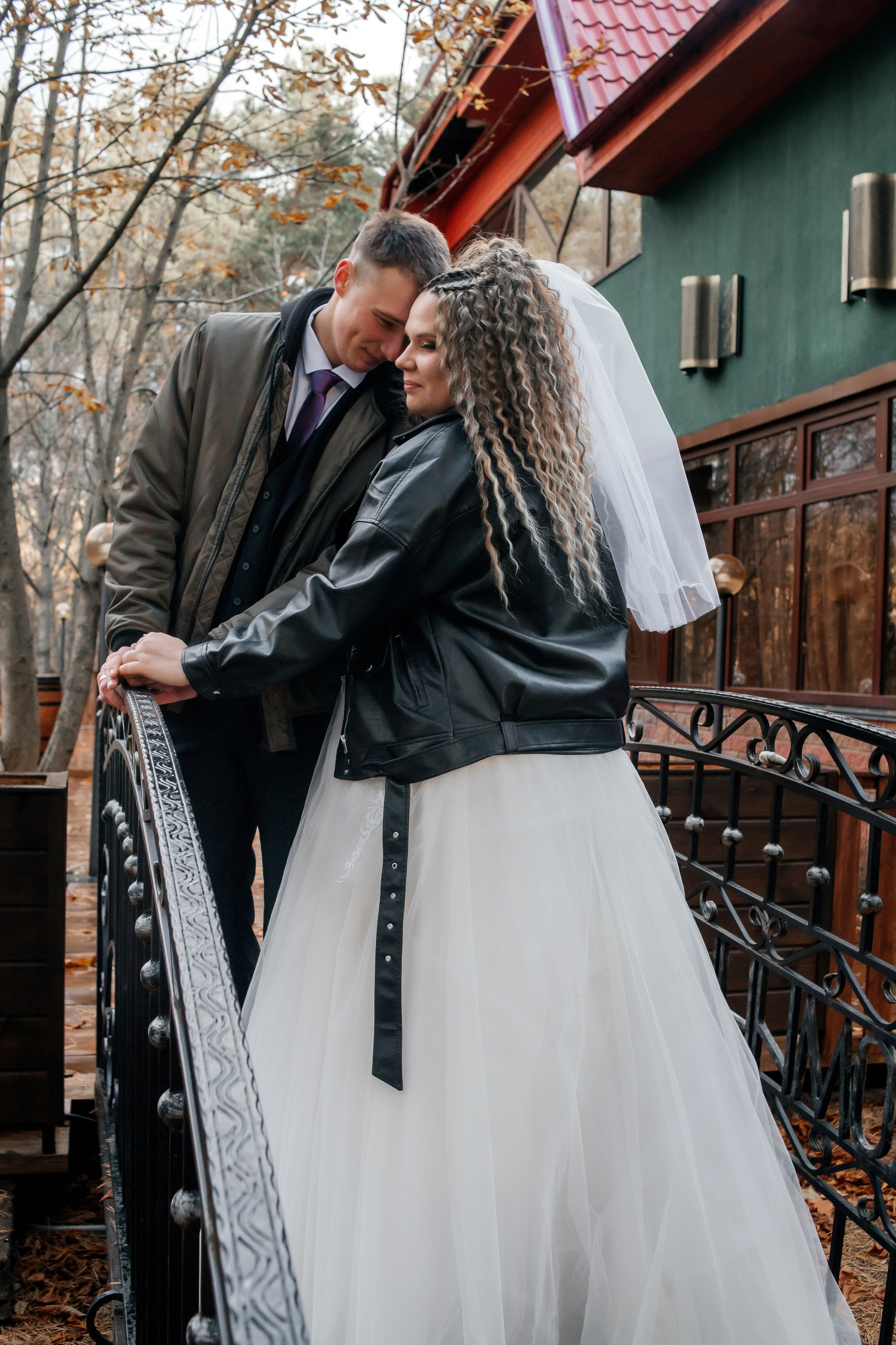 Ноябрьская свадьба в Сормовском ЗАГСе и в фотостудии Акт Первый. Свадебный фотограф и фотограф Love-Store в Нижнем Новгороде Анастасия