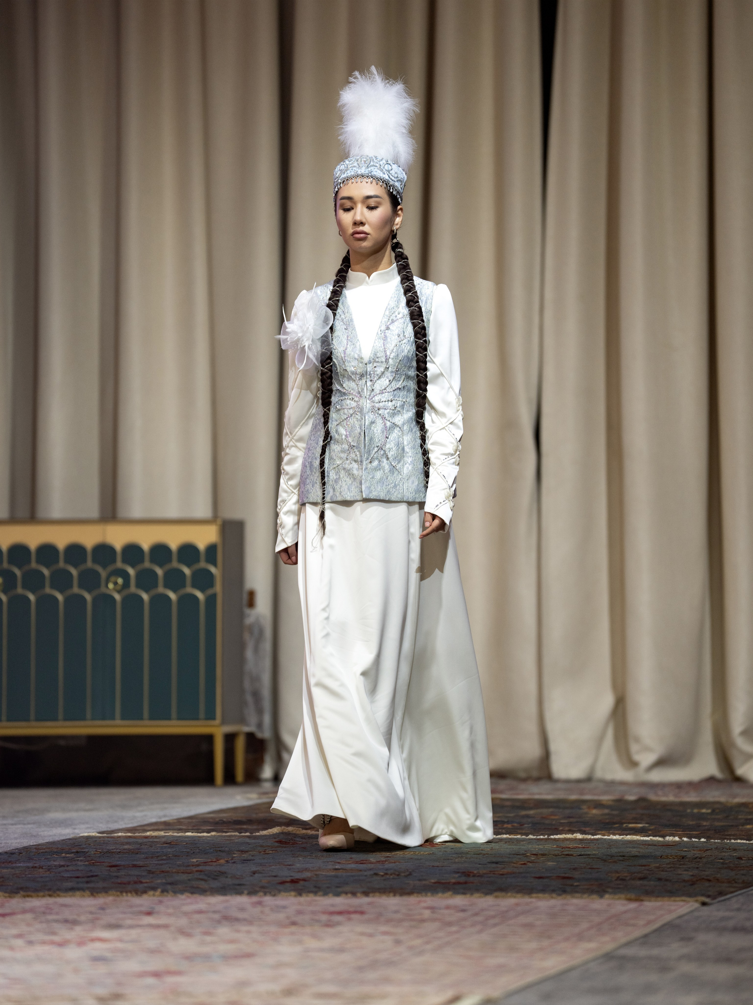 Balzhan Yerserik. Сайт Алматинского НЮ АРТ, будуар и фэшн фотографа Дениса Карпенко