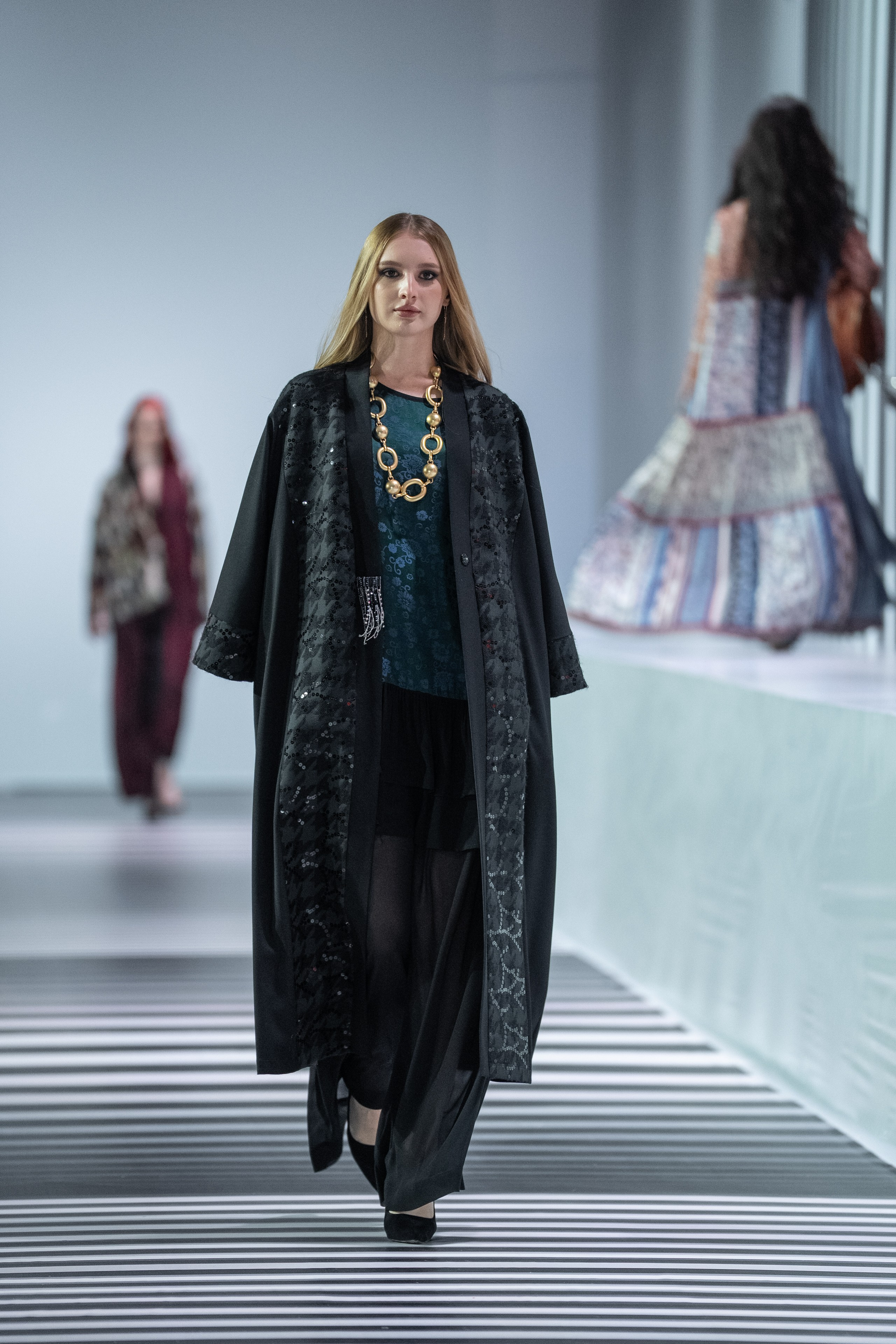 Brad YEARLAN ZHOLDASBEK. Сайт Алматинского НЮ АРТ, будуар и фэшн фотографа Дениса Карпенко