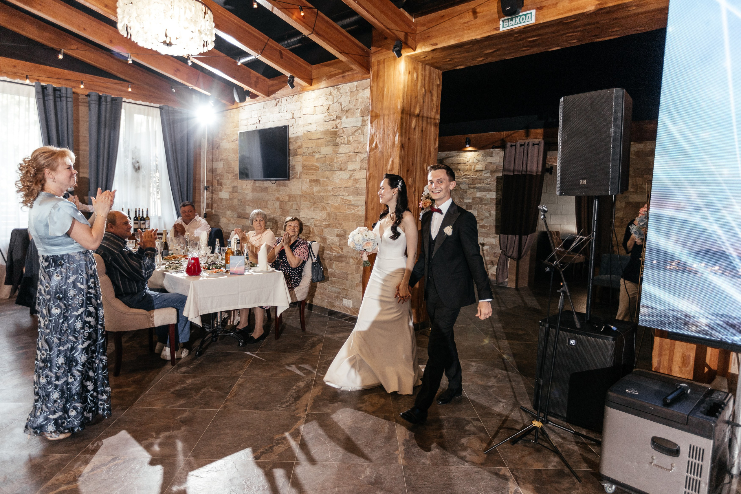 Свадебный фотограф Уфа — Руслан ГабдлисламовЖивые эмоции, красивые кадры, воспоминания на всю жизнь.Работаю по всей Республике Башкортоста. Свадебный фотограф Уфа Руслан Габдлисламов