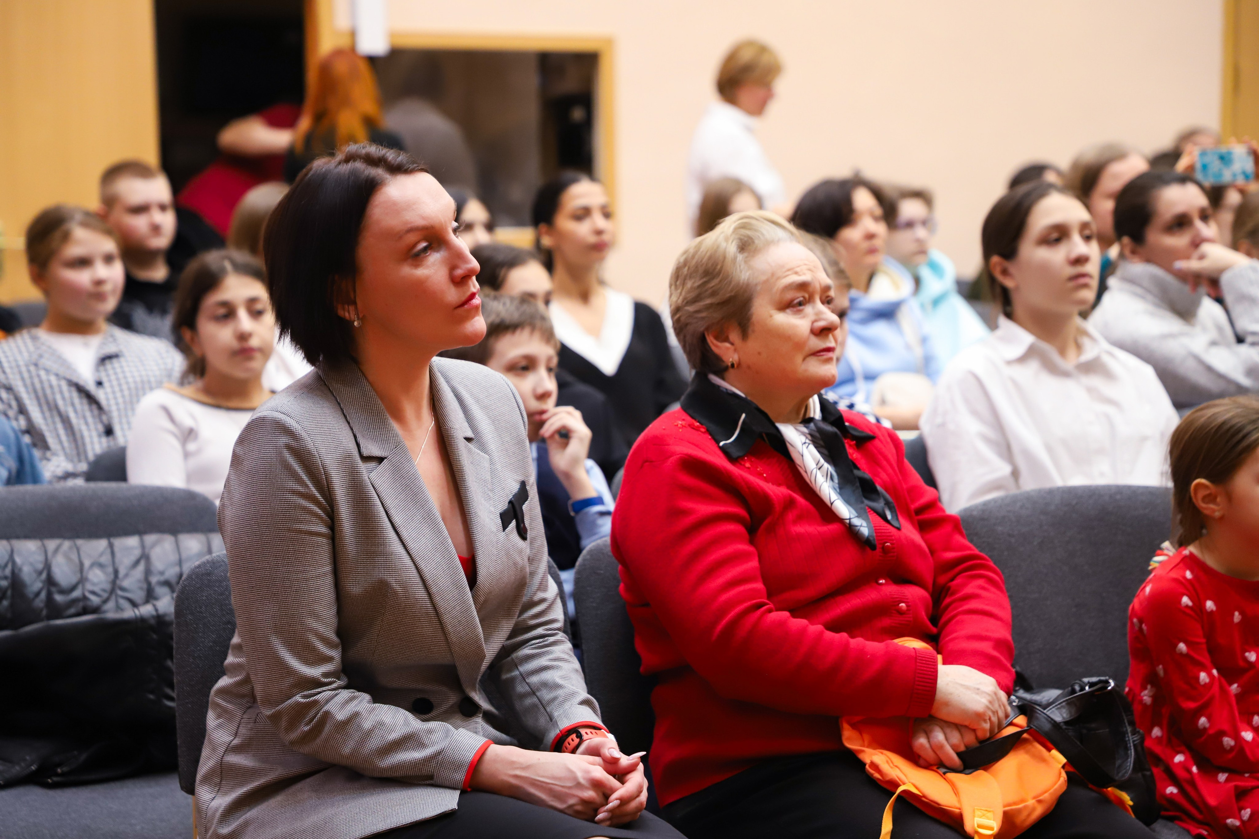 Школьные концерты. K-pop (и не только) фотограф в Москве Светлана Полякова