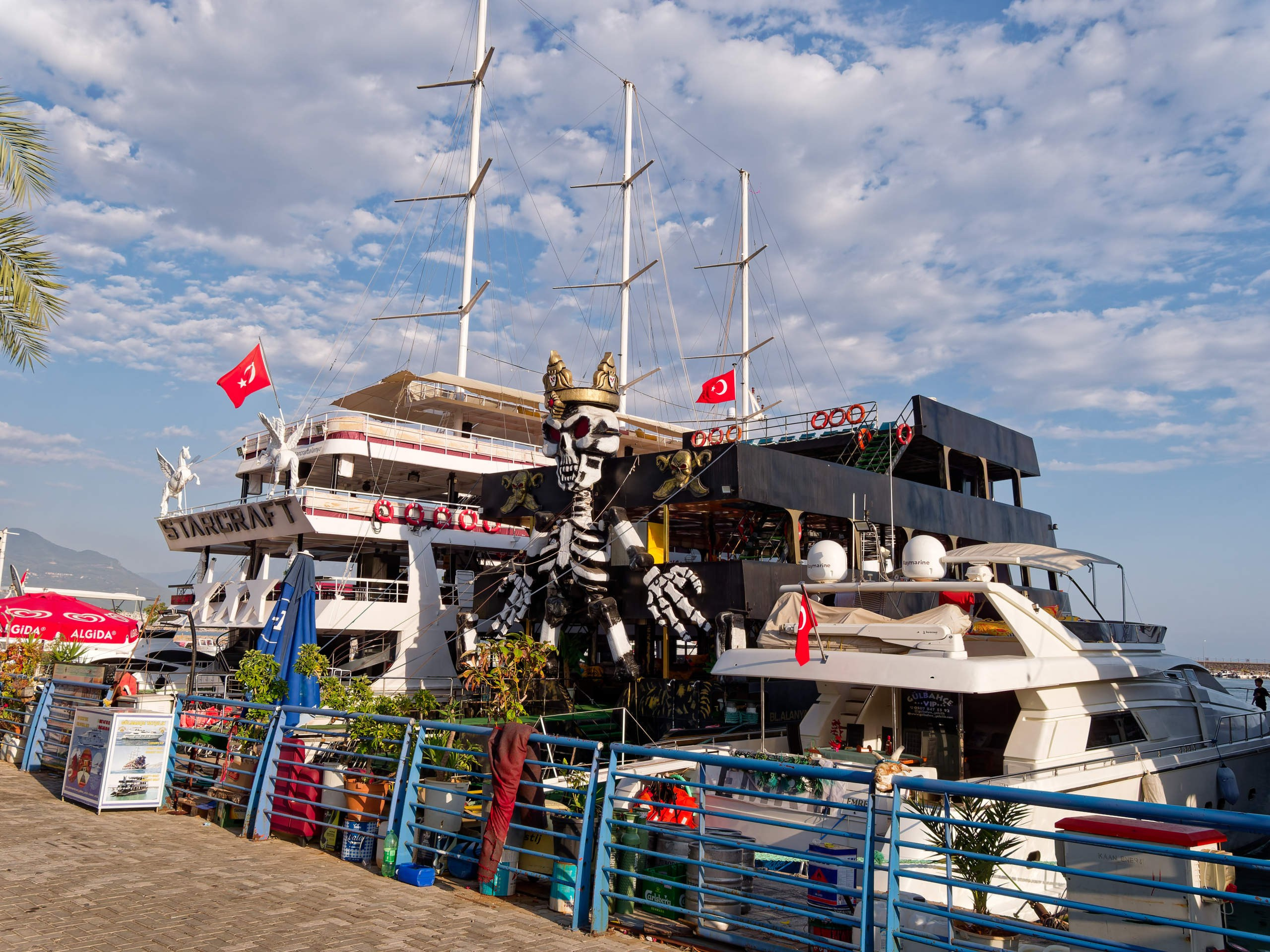 Алания 2025, порт и парк. Избранные фотографии