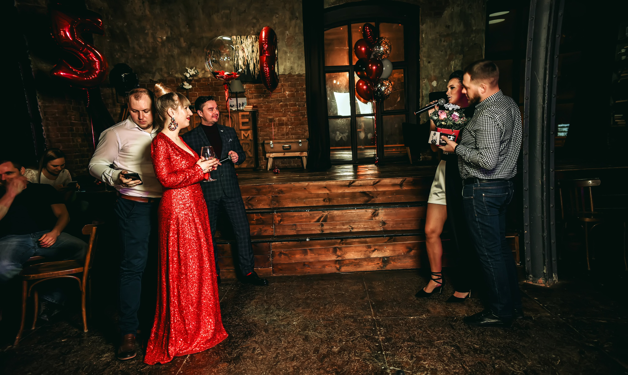 Тематическая вечеринка на юбилей 35 лет. Свадебный, семейный, детский, контент фотограф в Омске Максим Ильин