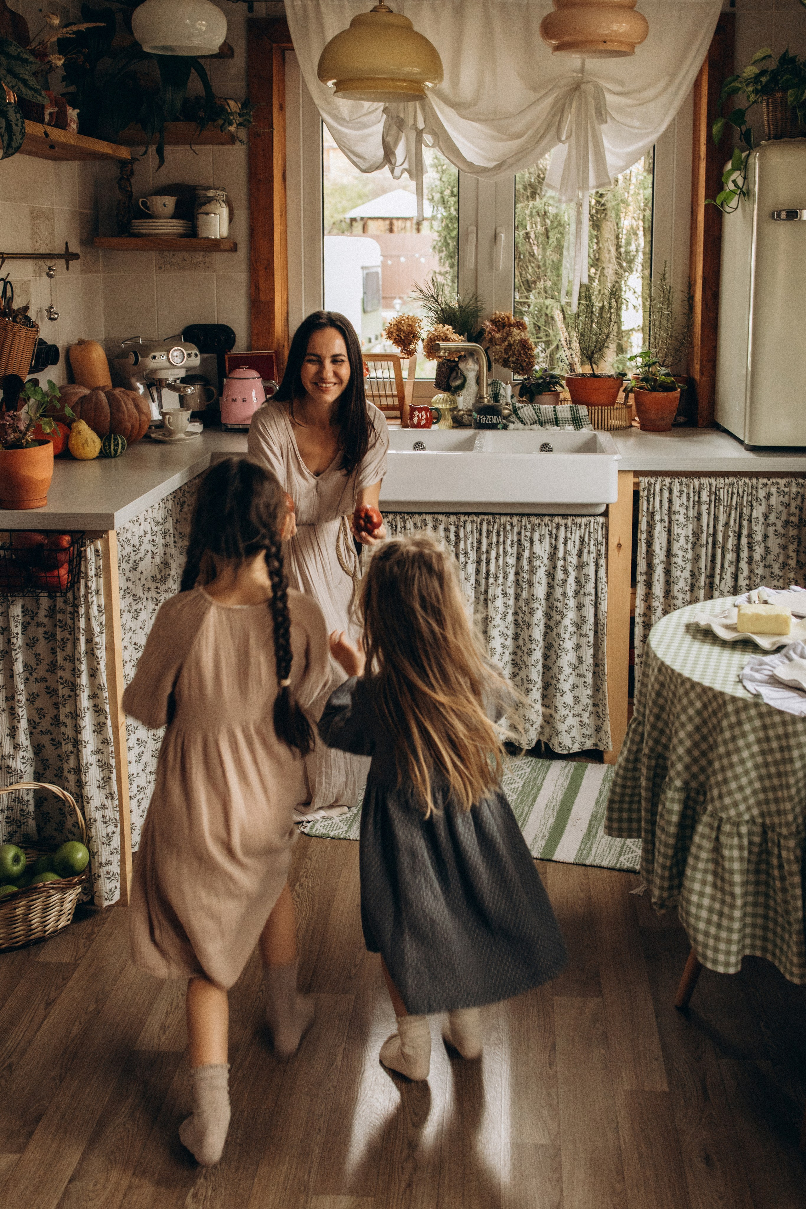 Юлия, Виктор, Саша, Настя, Ксюша и Аленка. Фотограф В Москве и Подольске Лена Иванова