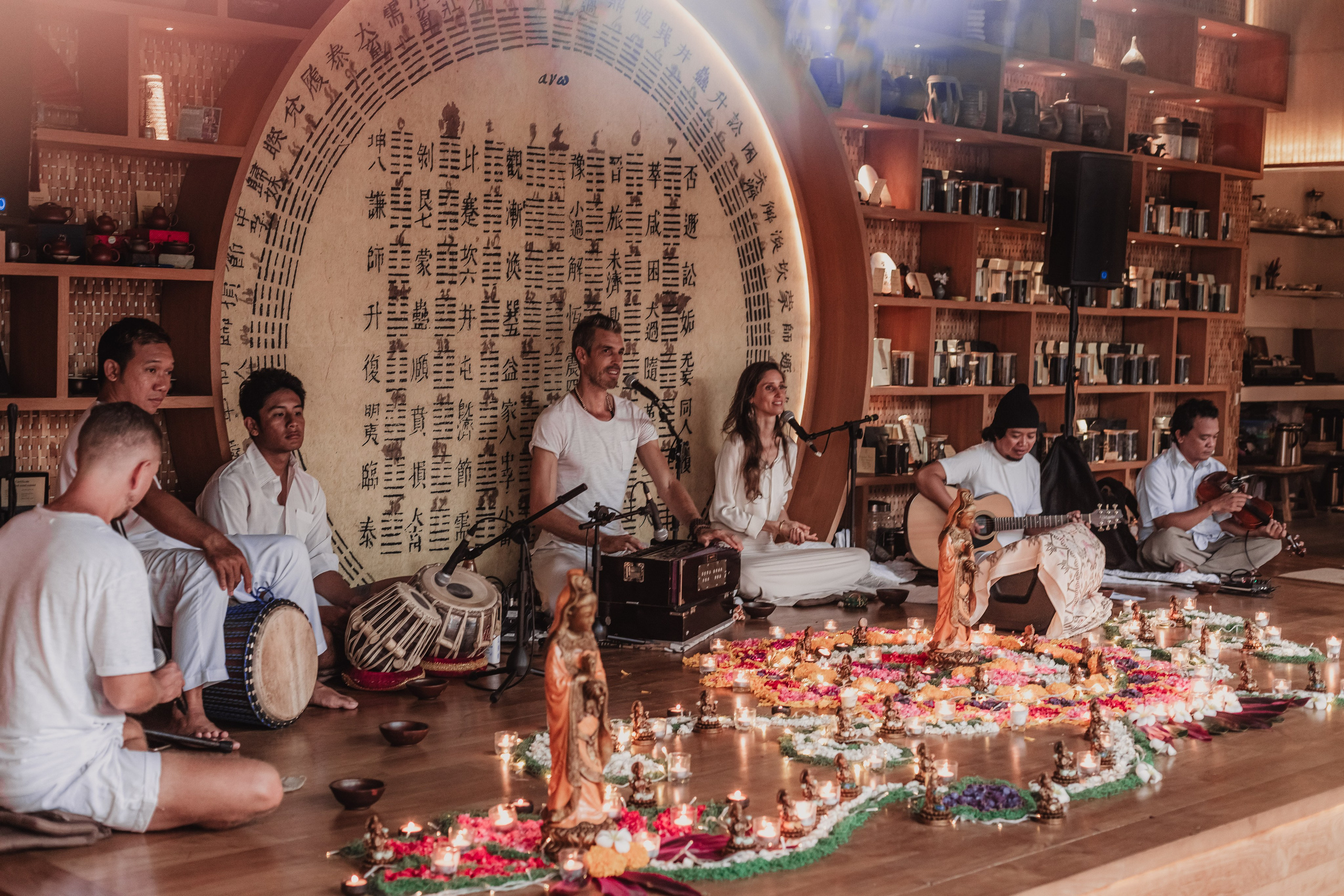 Navaratri w Bhakti Bliss at Dragon tea temple. Мариам Багдасарян