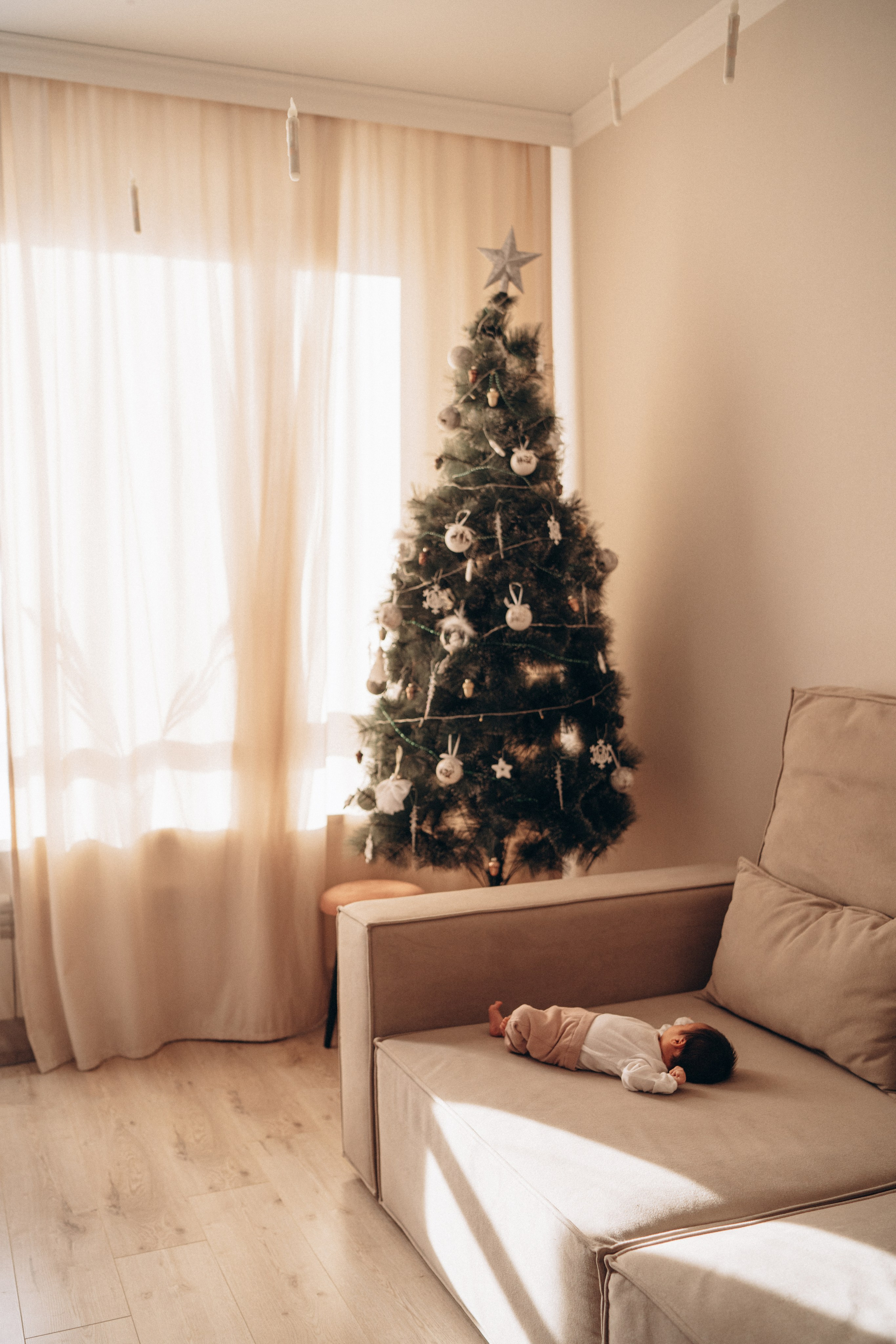 Максат Жибек Корлан (newborn). Надежда Виховская — семейный фотограф в Астане