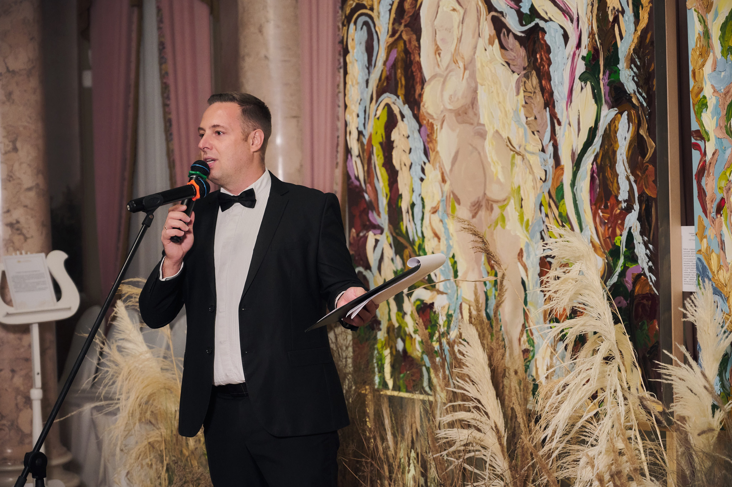 Открытие выставки 13.09.22. Никита Хохловский фото и видео продакшн