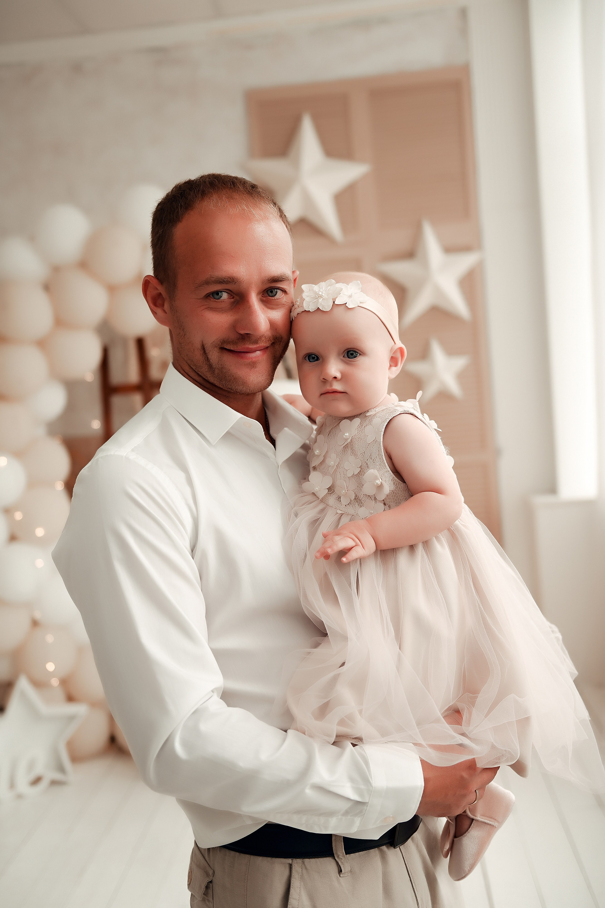 Семейная на 1 годик. Свадебный, семейный, детский, контент фотограф в Омске Максим Ильин