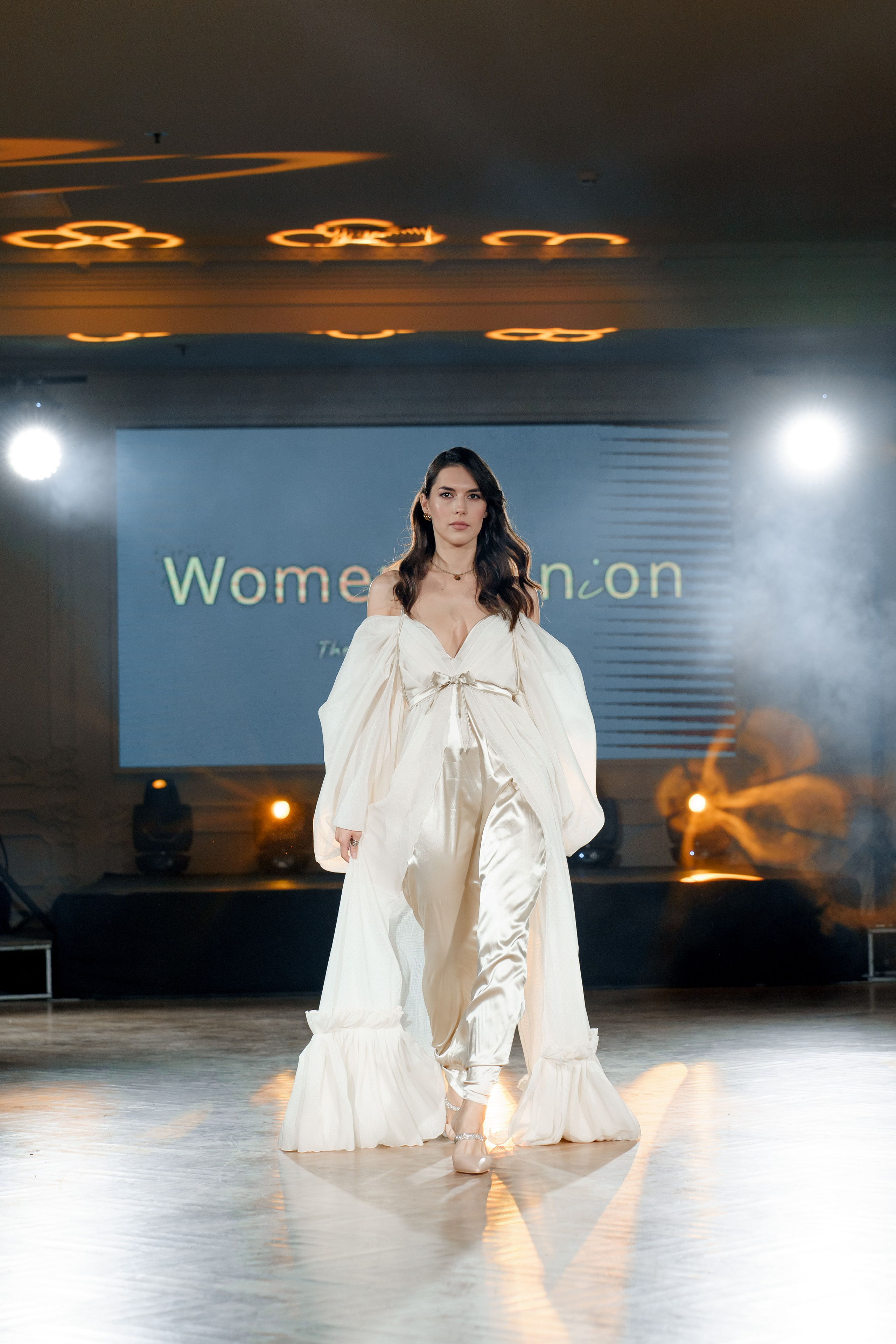 Выставка свадебных специалистов «Свадьба на 1000%». Свадебный фотограф в Санкт-Петербурге