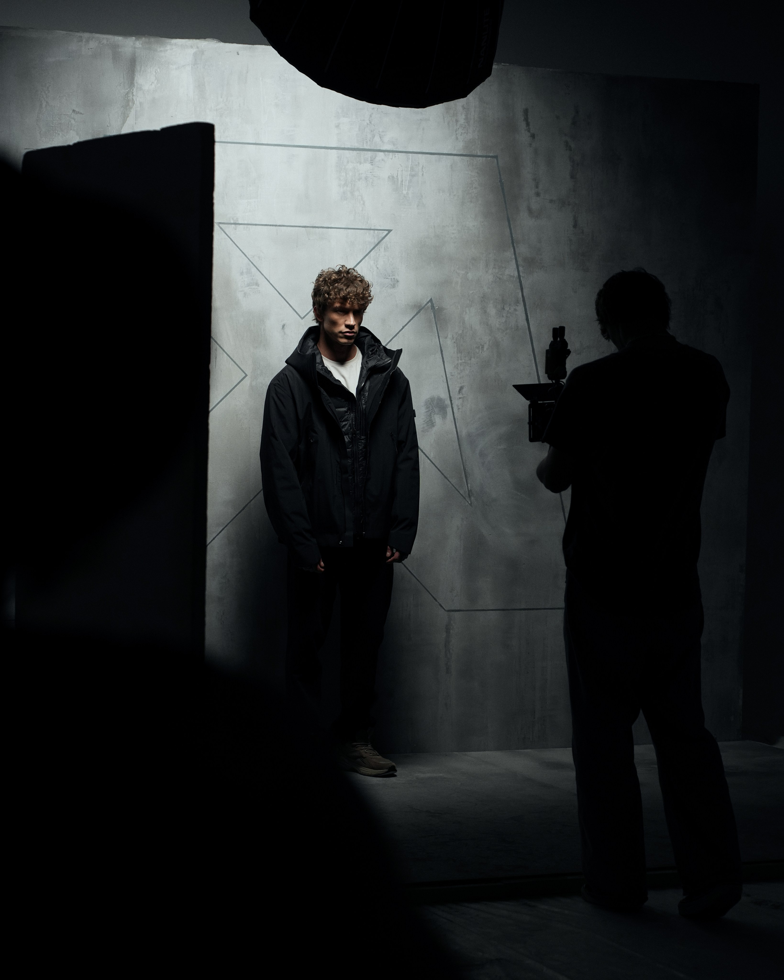 PAVILION 25. ANNA — PHOTOGRAPHER