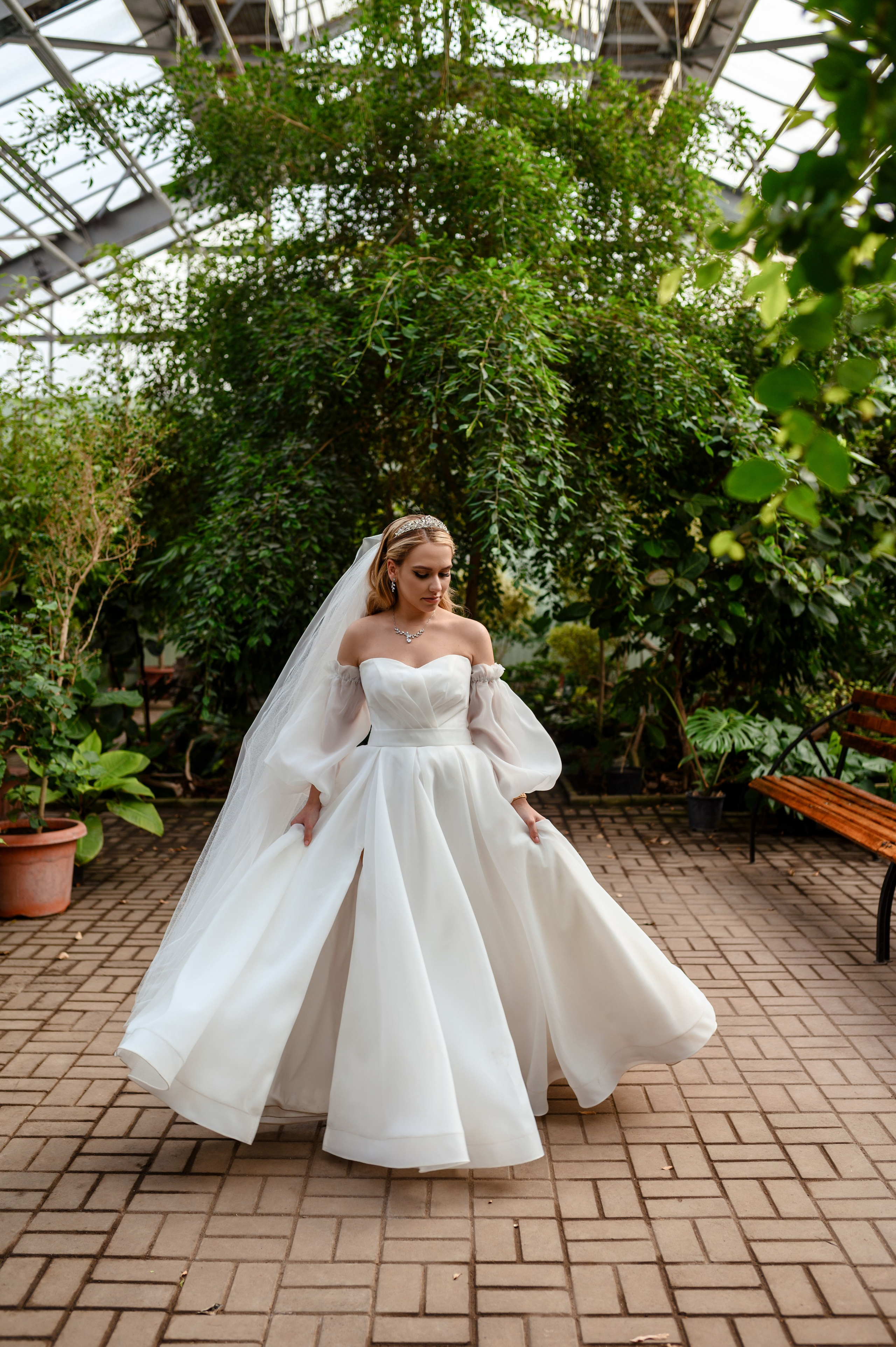 Свадебная фотосессия в фотостудии Аврора зал Эклипс. Семейный и свадебный фотограф в Донецке и Макеевке Дяченко Наталья