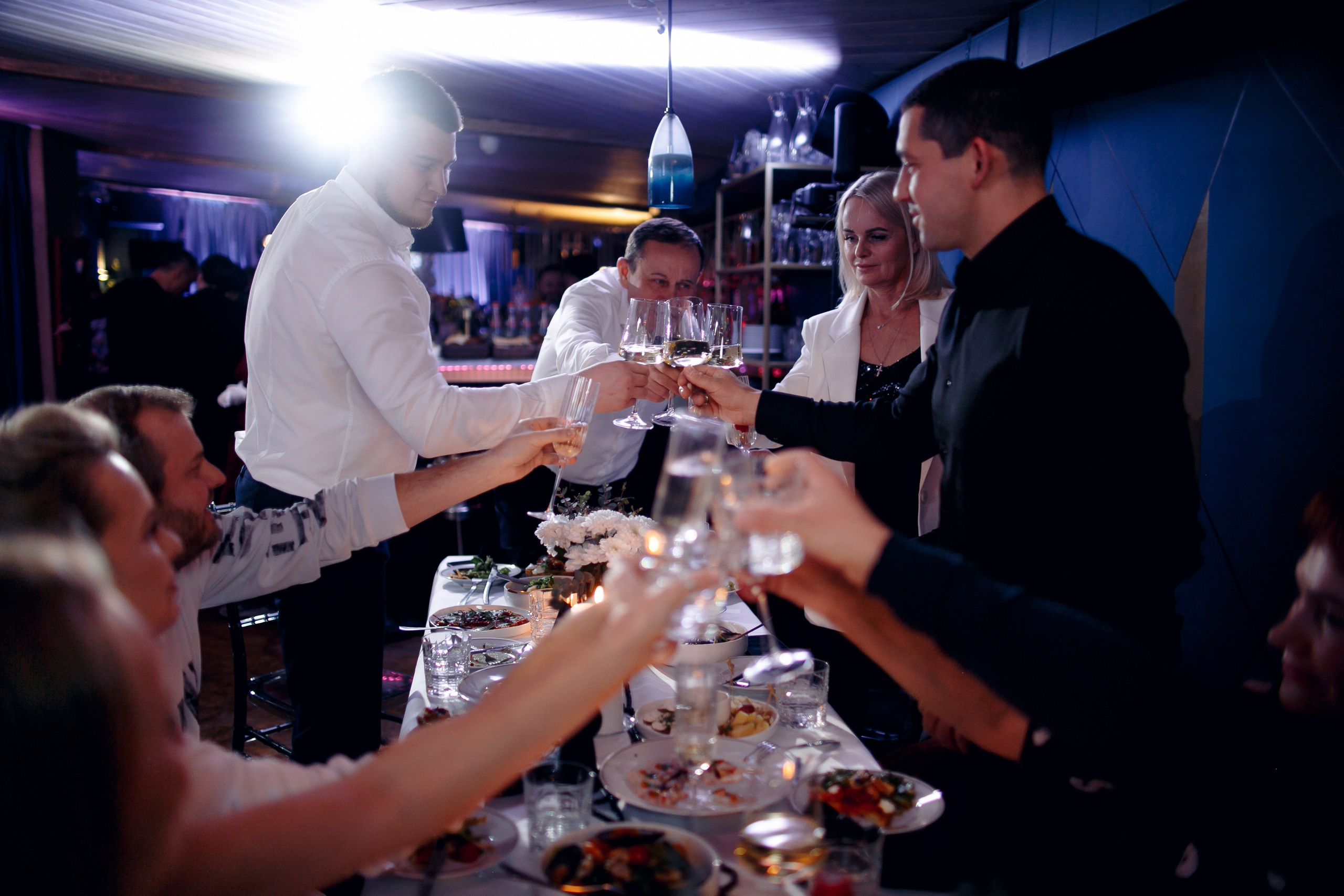 Юбилей в ресторане «Белый кролик». Ваш репортажный фотограф Артемий Антонов