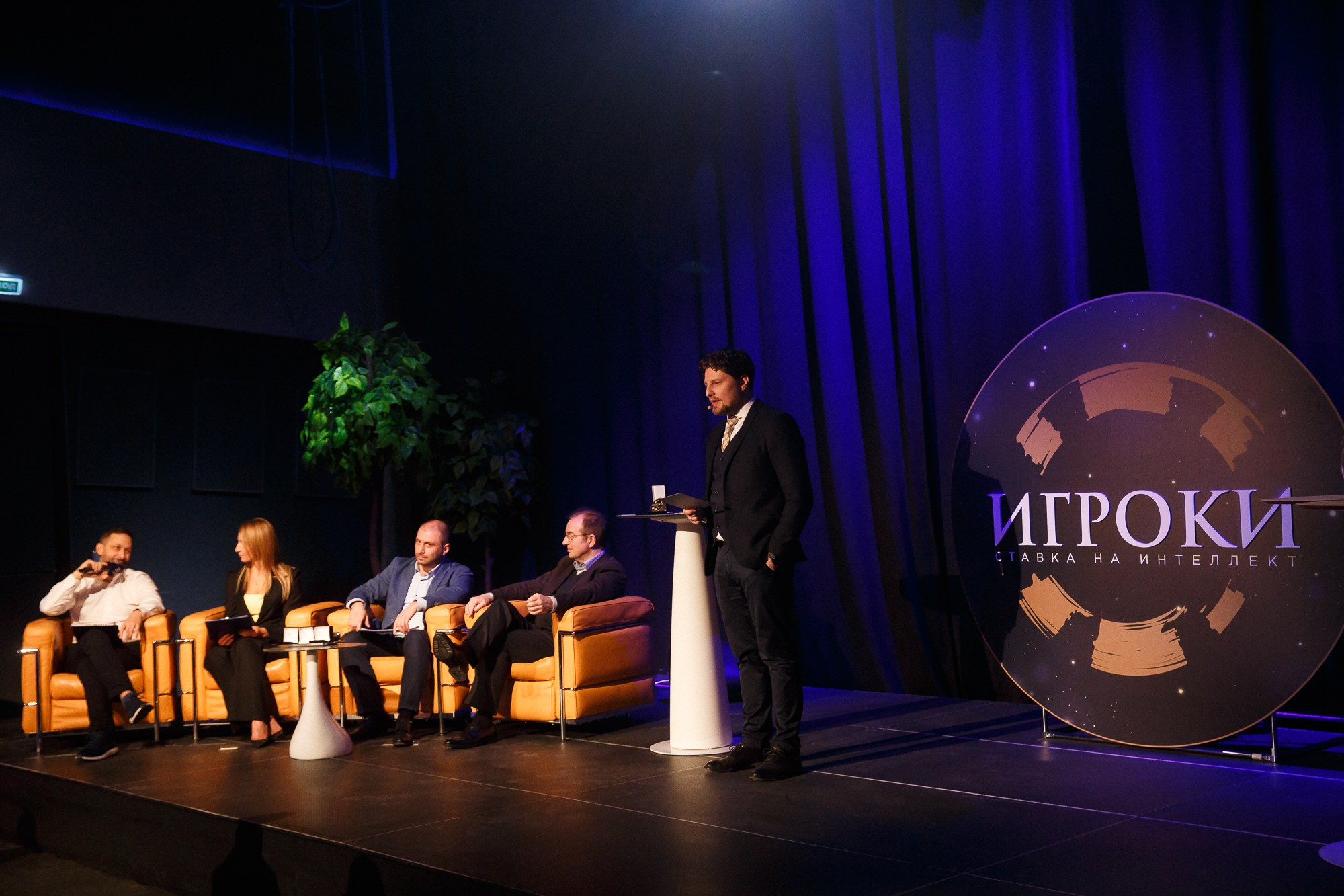 «ИГРОКИ». Рабочая сторона — бизнес портрет и репортаж в Санкт-Петербурге