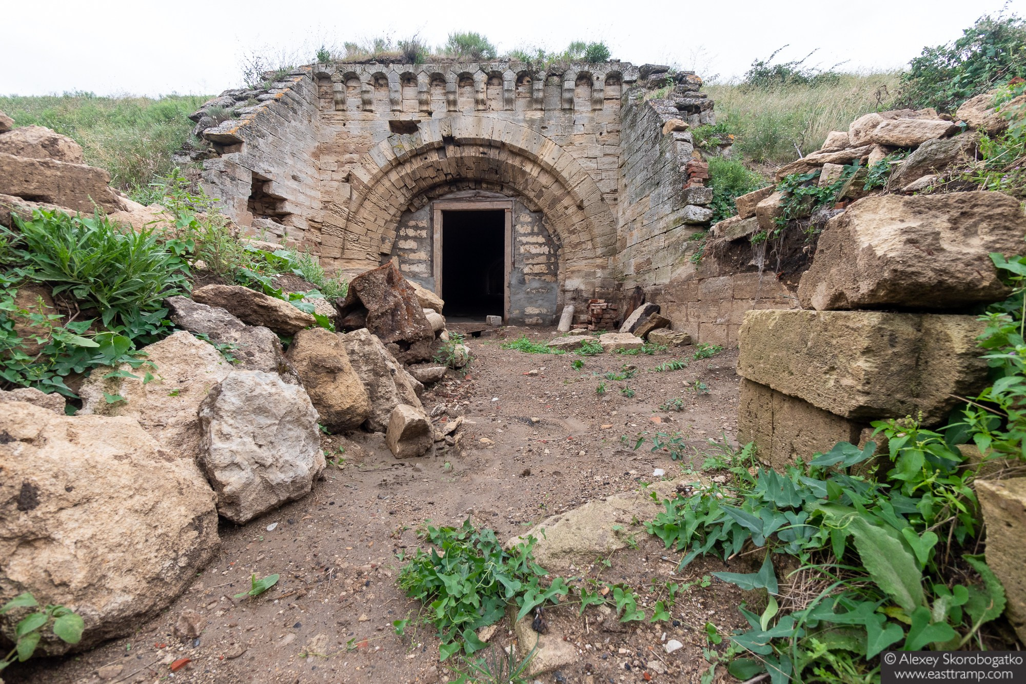 Археологические раскопки некрополя Кыз-Аул в Крыму. Фотограф Алексей Скоробогатько