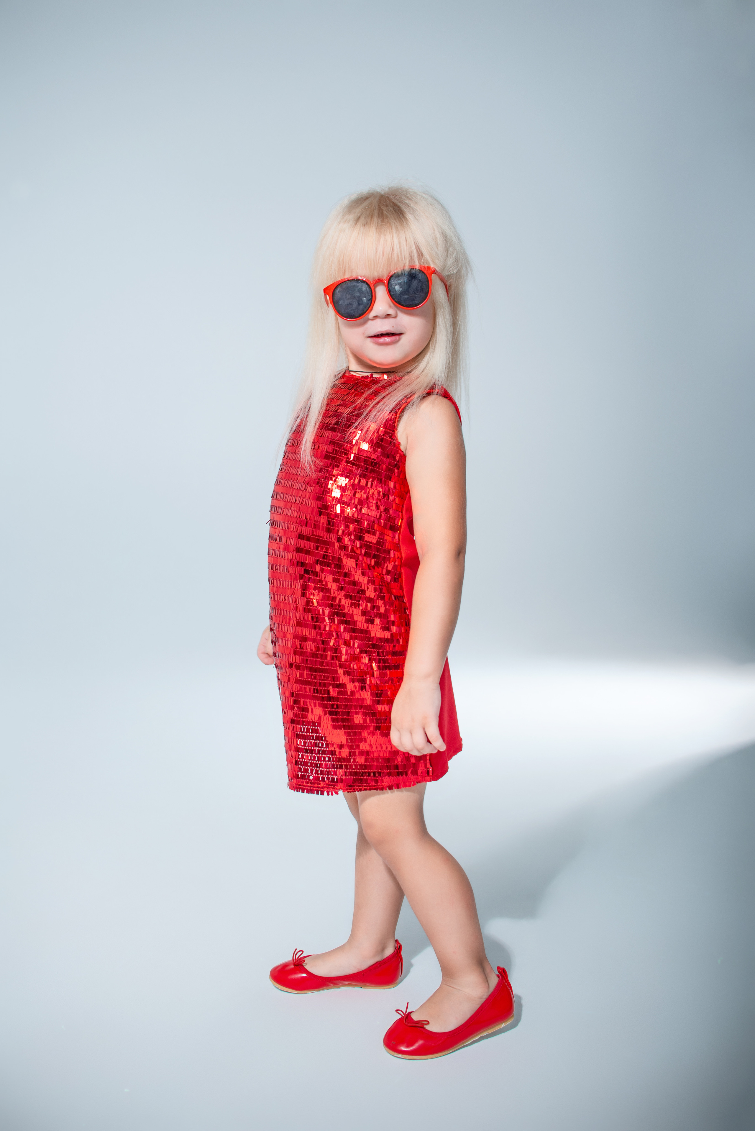 Фотосессия в студии девочки 5 лет. Детский студийный фотограф Сочи