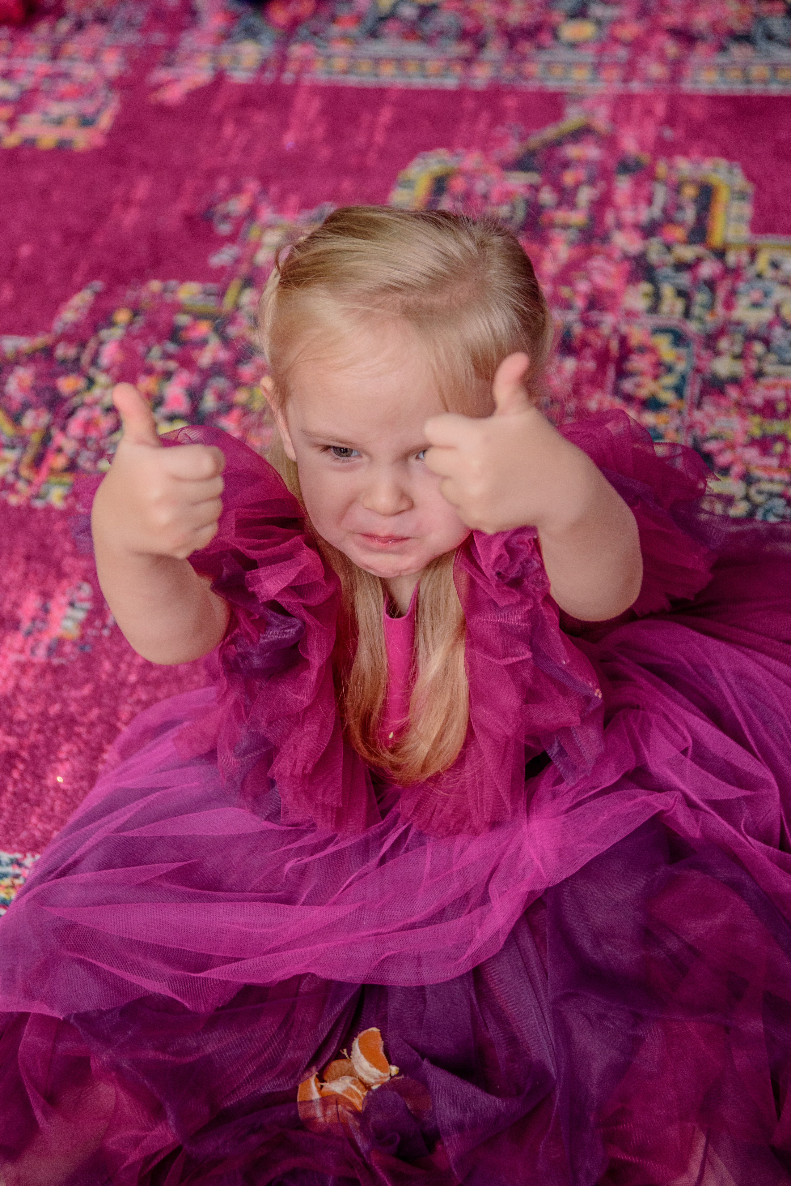 Новогодняя съёмка девочки. Детский студийный фотограф Сочи