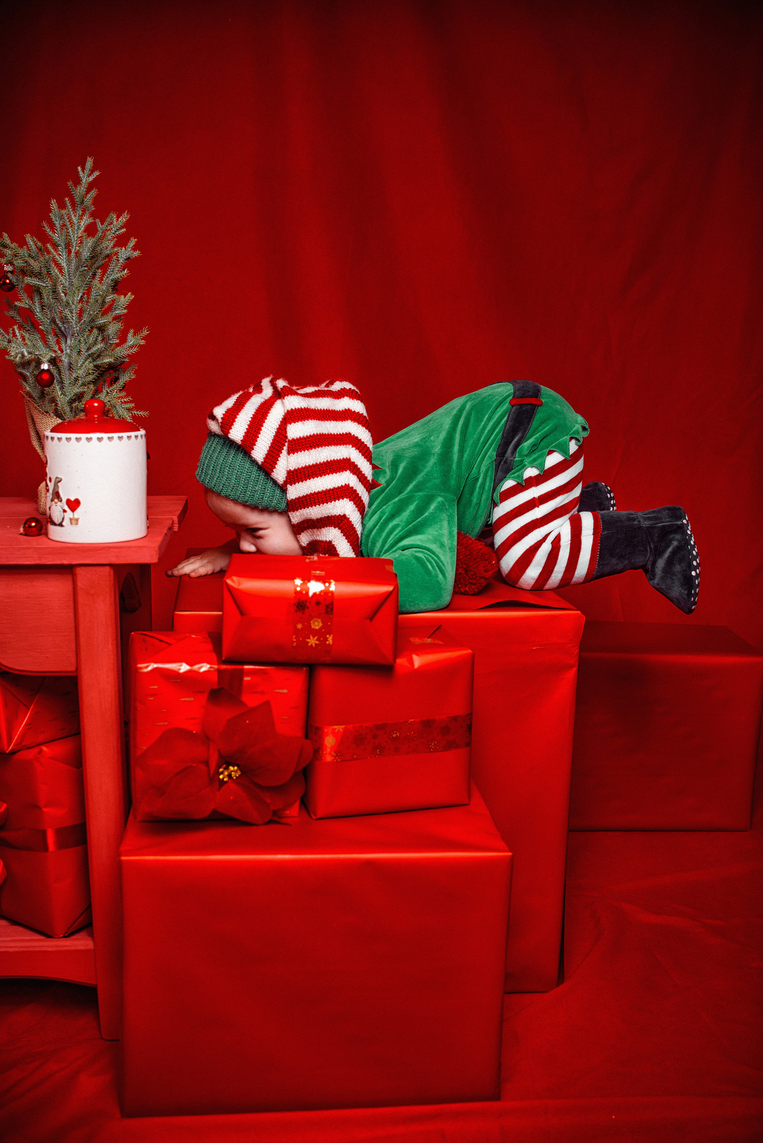 Новогодний детский фотопроект. Детский студийный фотограф Сочи