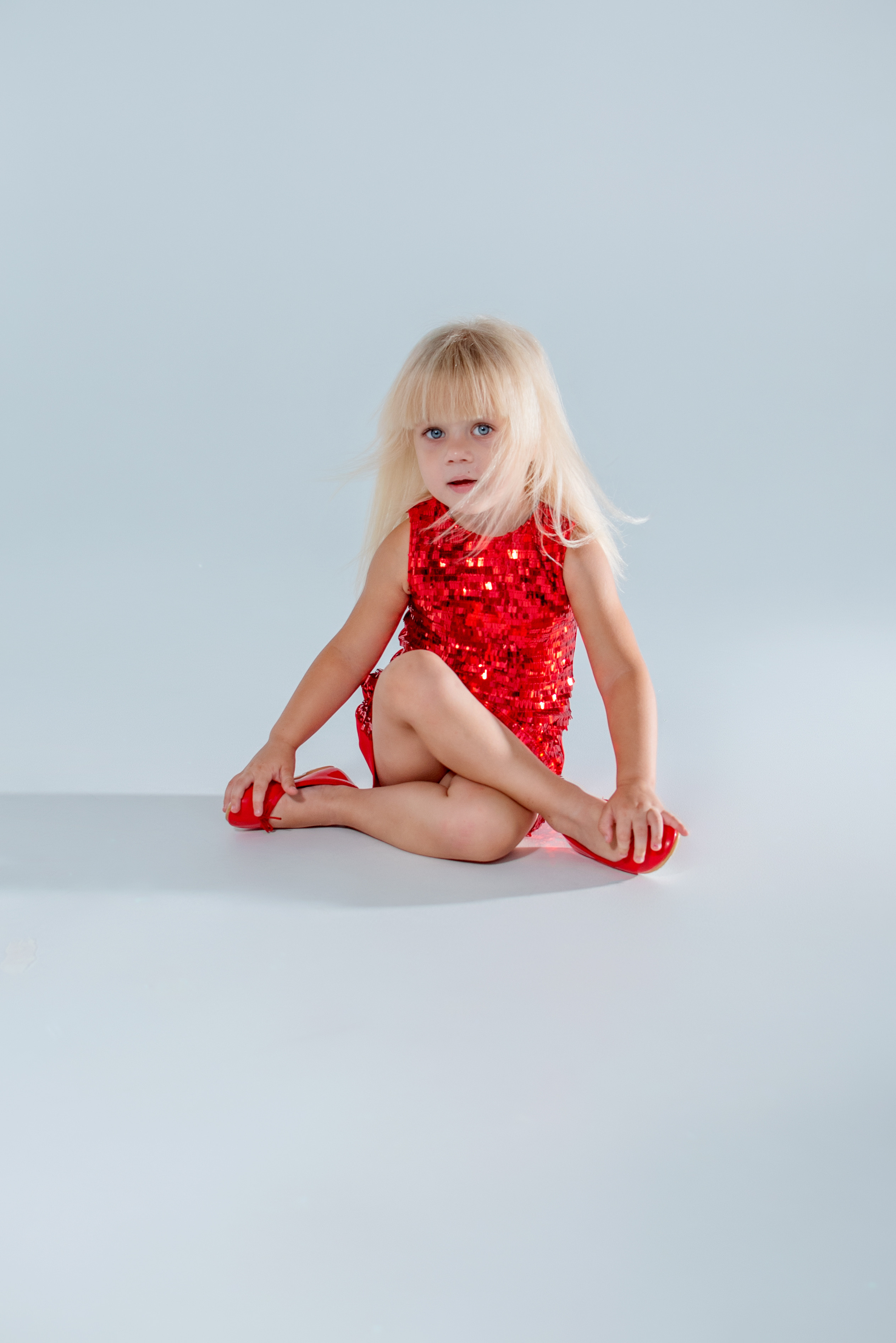 Фотосессия в студии девочки 5 лет. Детский студийный фотограф Сочи