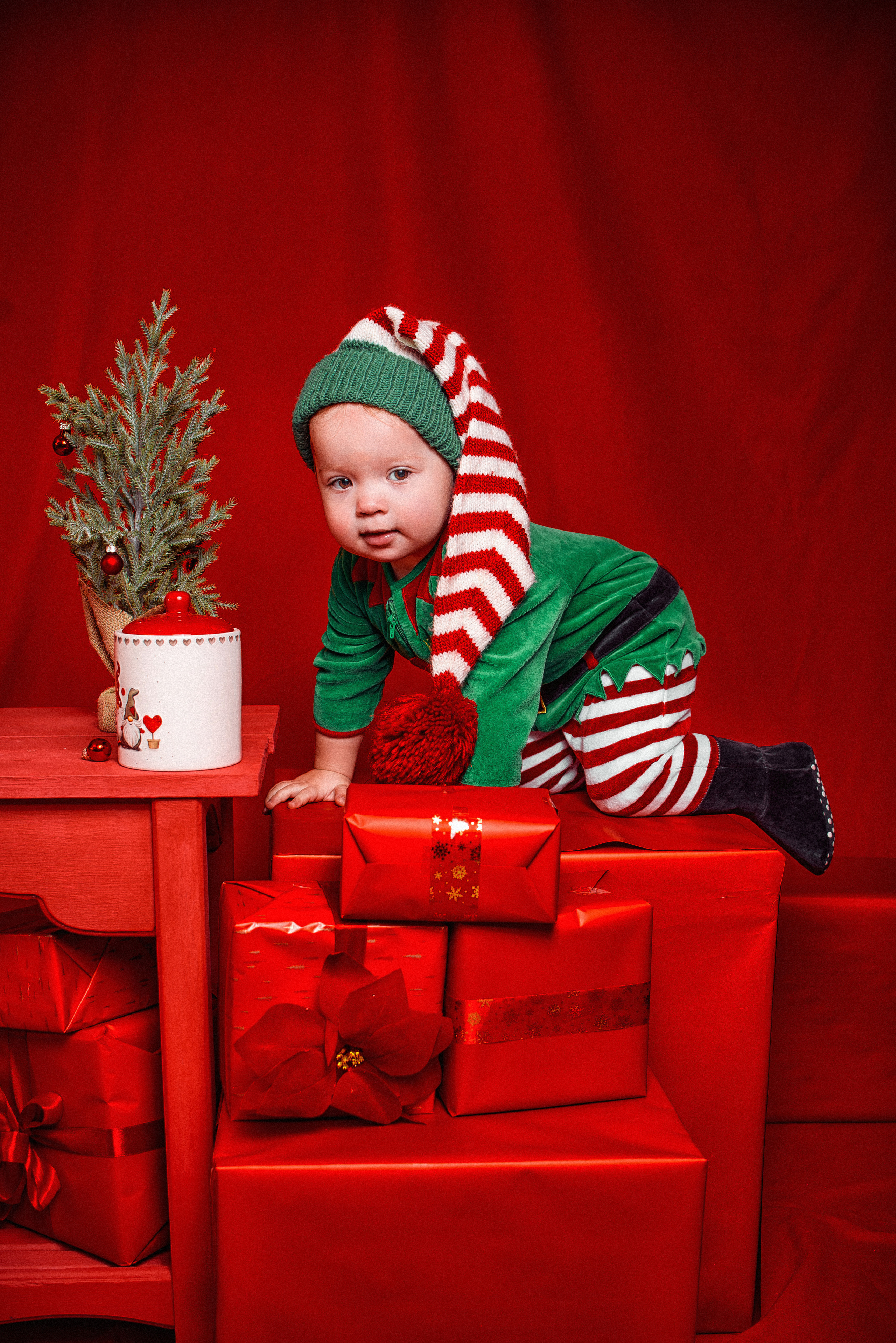 Новогодний детский фотопроект. Детский студийный фотограф Сочи