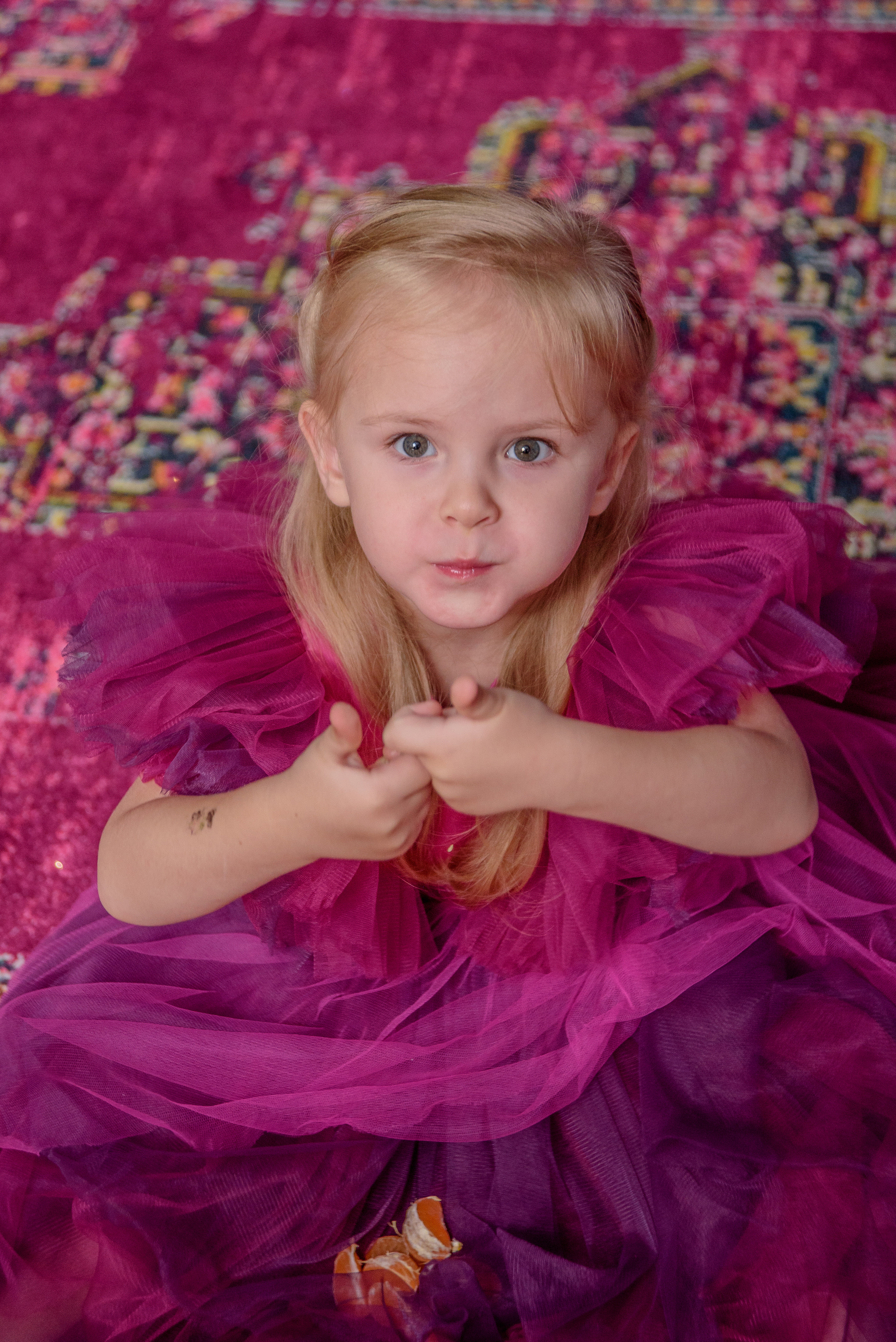 Новогодняя съёмка девочки. Детский студийный фотограф Сочи