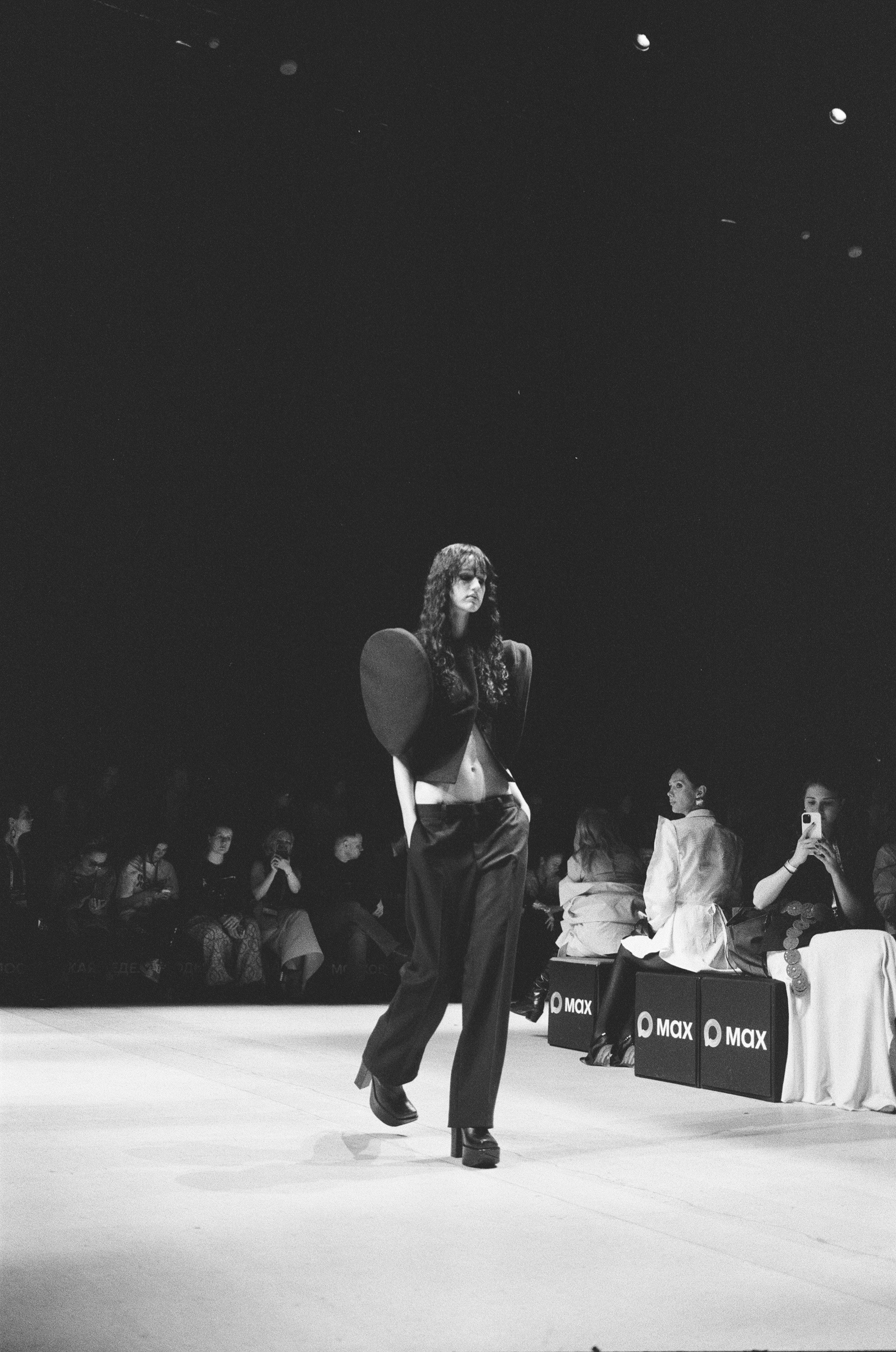 День 3. Плёночный фотограф Москва, Саша Звук