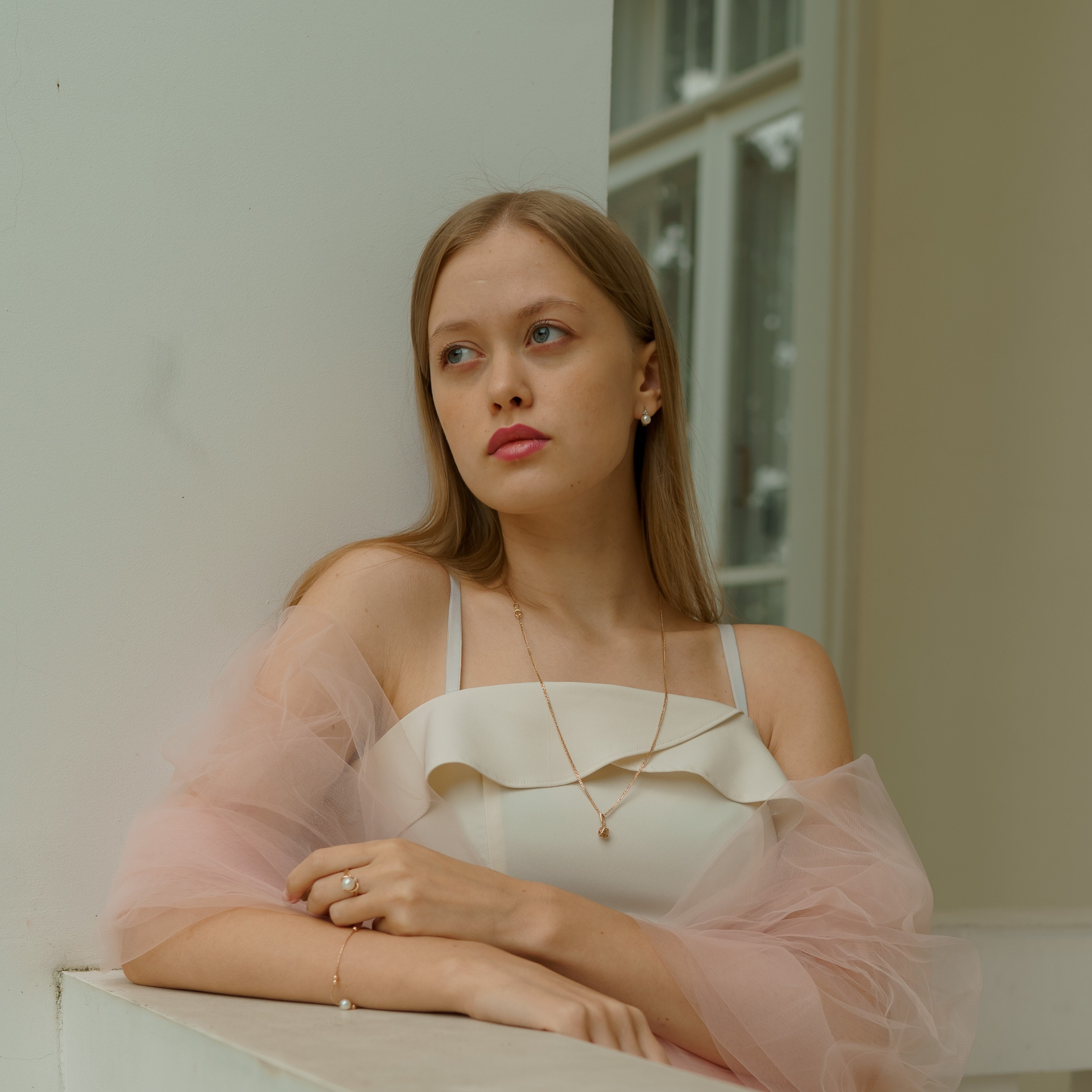 Женский портрет на природе