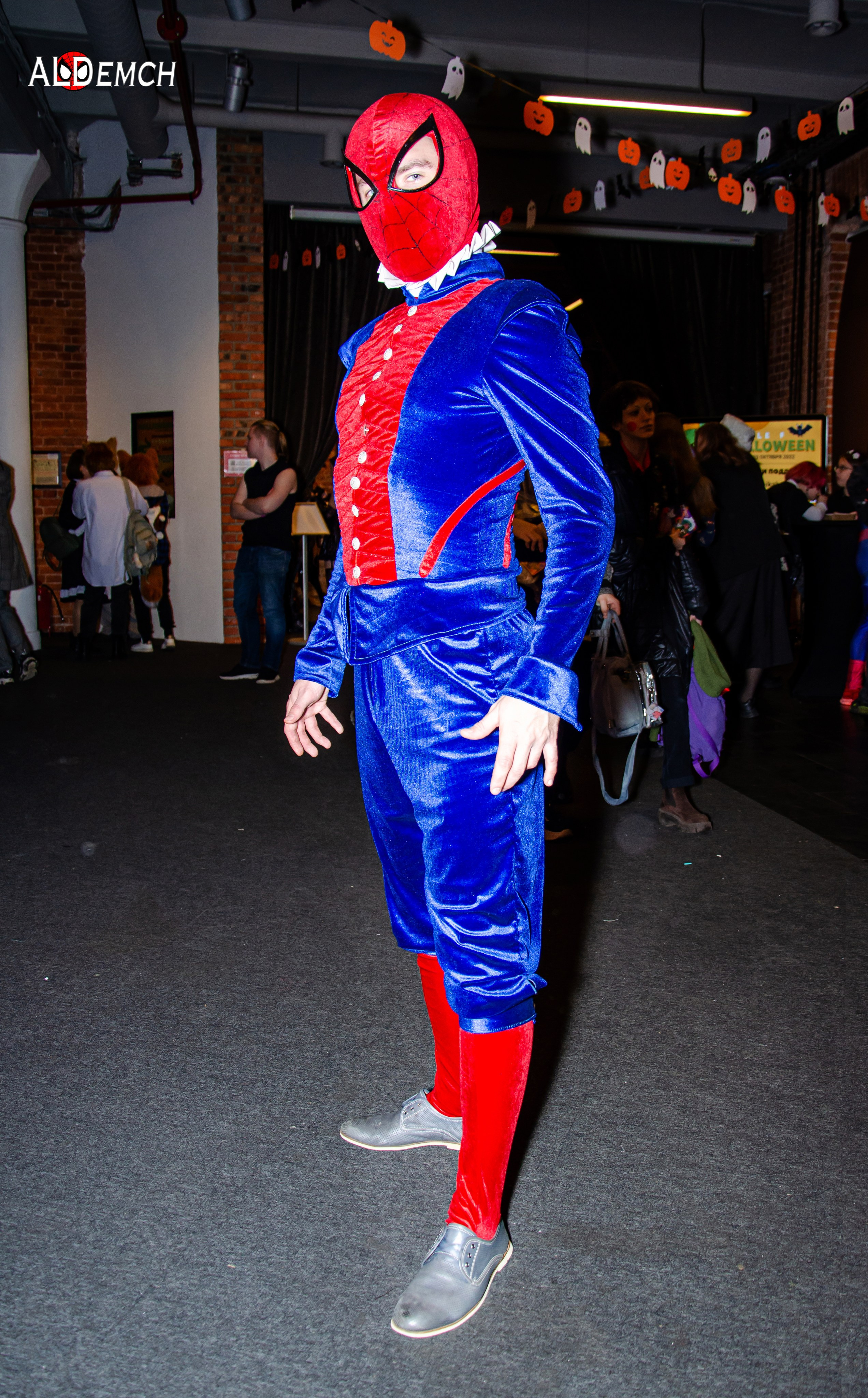 Хэллоуин и косплей фестиваль FFP в Москве, Красный Октябрь