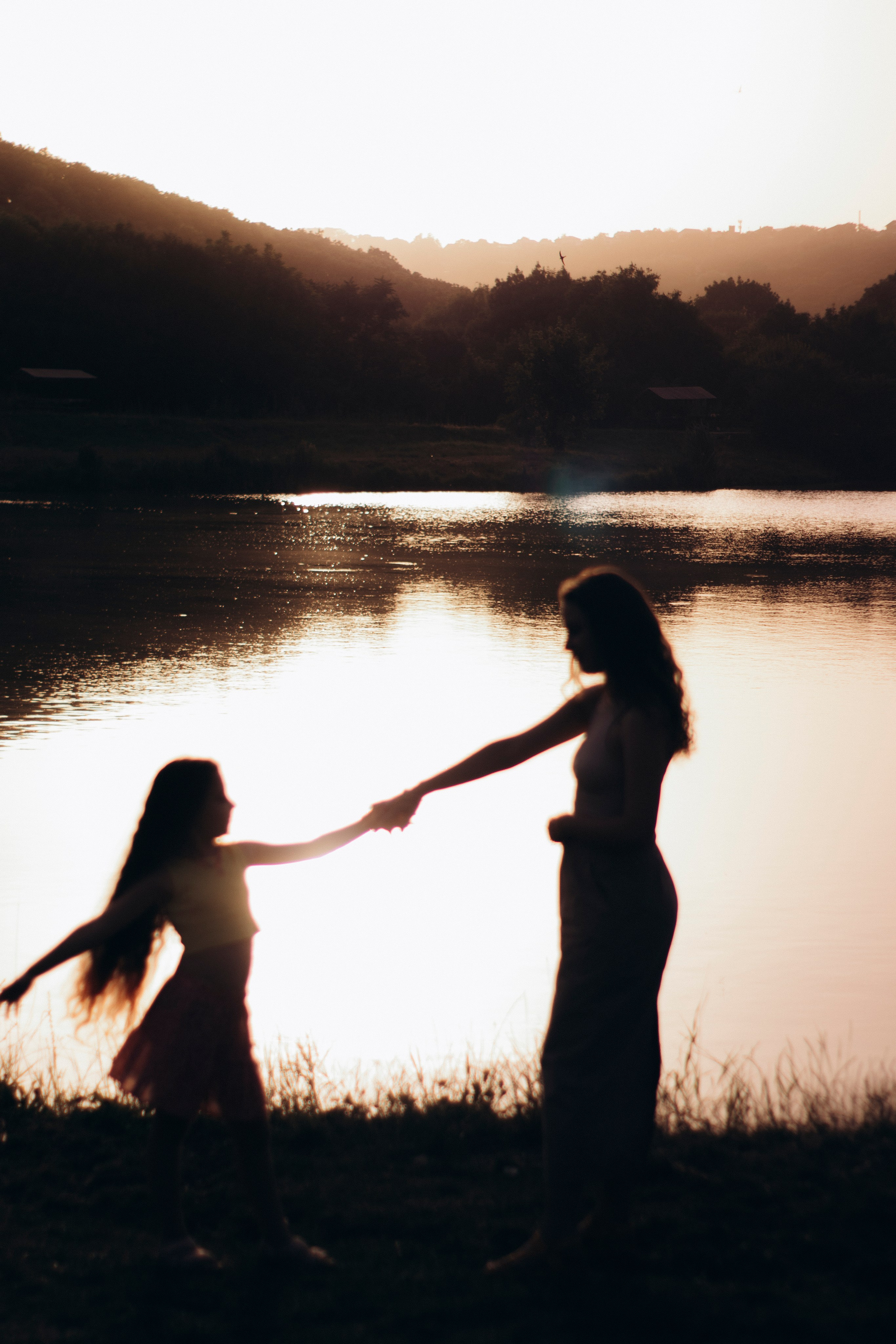 Верочка и Элла. Главная