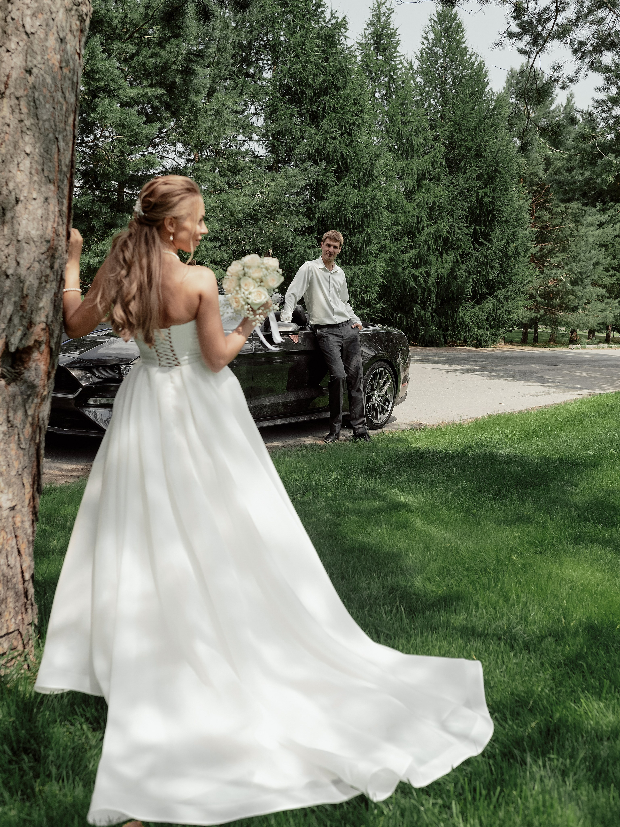 Трогательный момент свадьбы с эмоциями