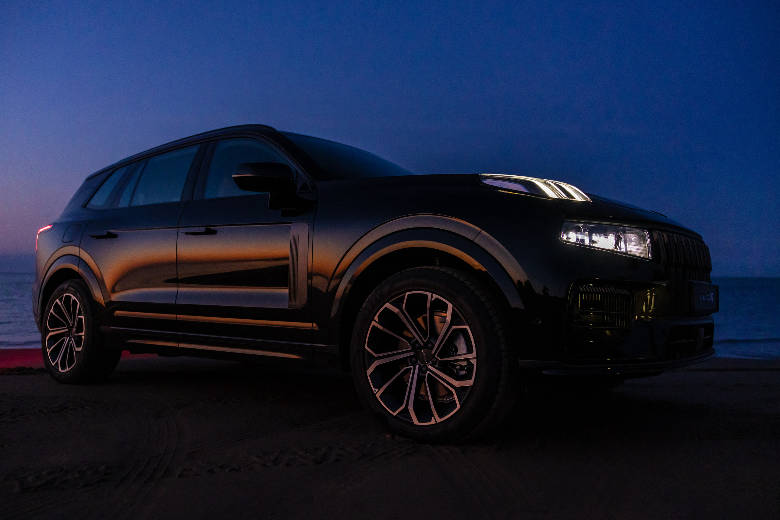 Тест-драйв LYNK & CO. Кристина Шнайдер репортажный фотограф Алматы