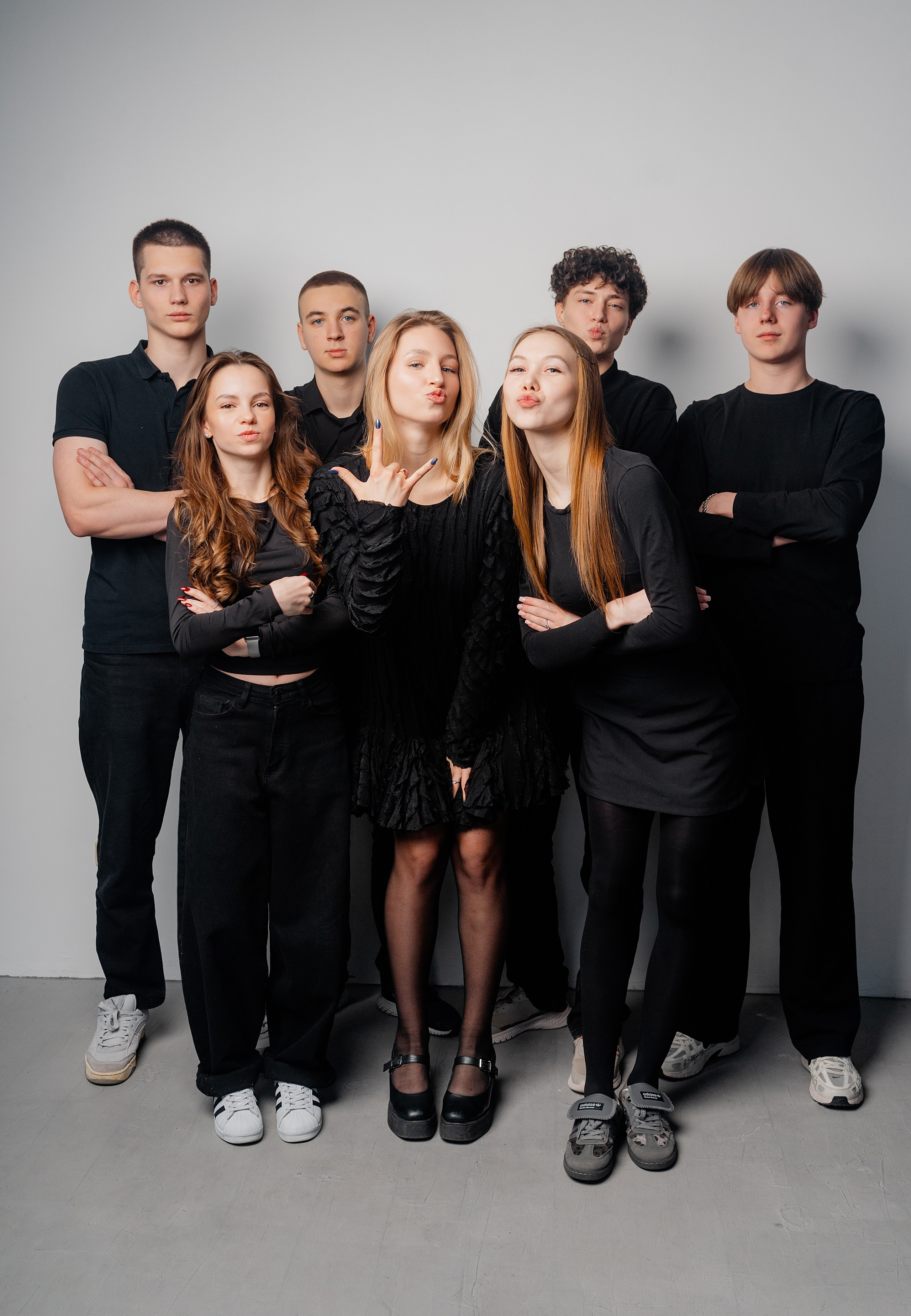 11 класс Студия. Фотограф Софья Володкина