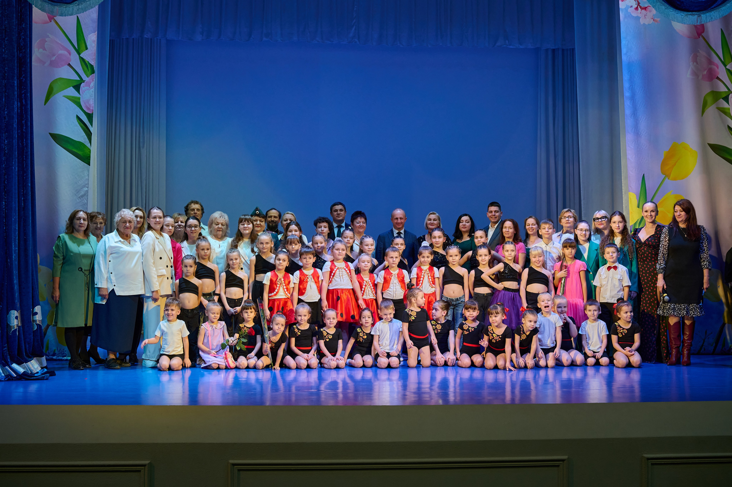 День матери. Марьина роща. Жизнь курорта Кабардинка в фотографиях