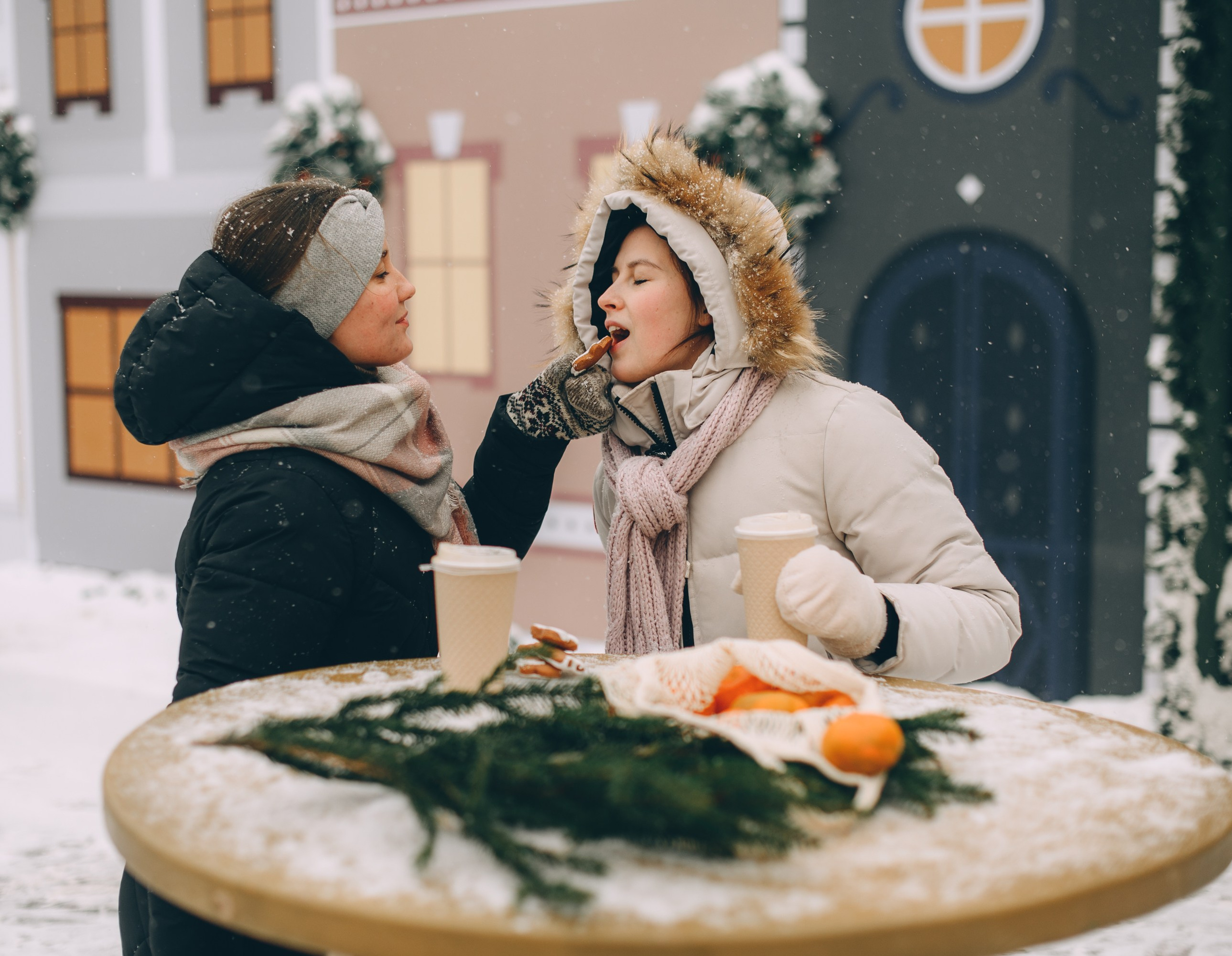 Рождественская ярмарка с подружкой. Свадебный и семейный фотограф София Невская