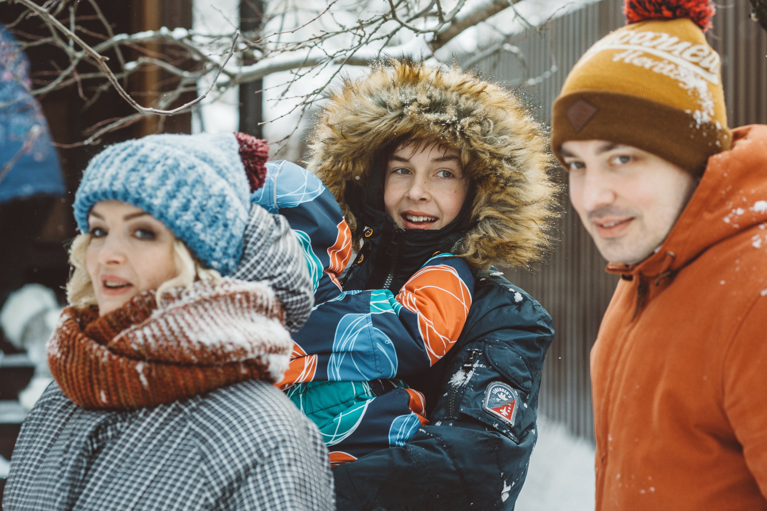 Рождественская семейная фотосессия в Подмосковье. Семейный фотограф в Москве Елена Снегирева
