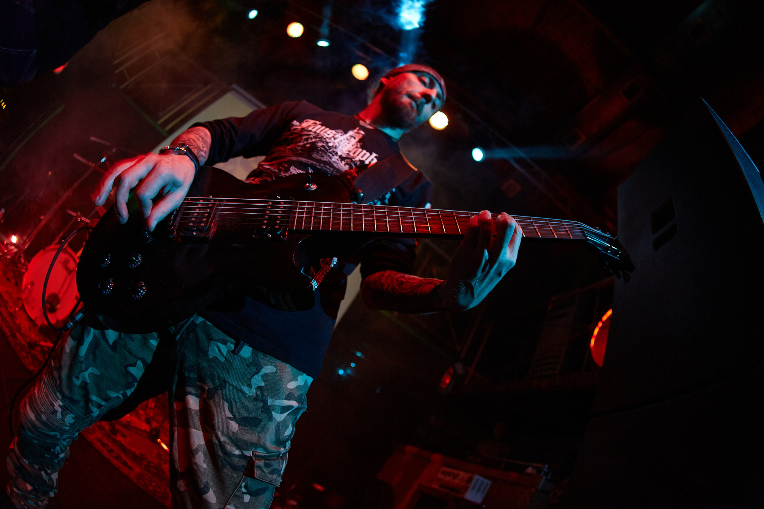 2023-11-03. Abysslooker