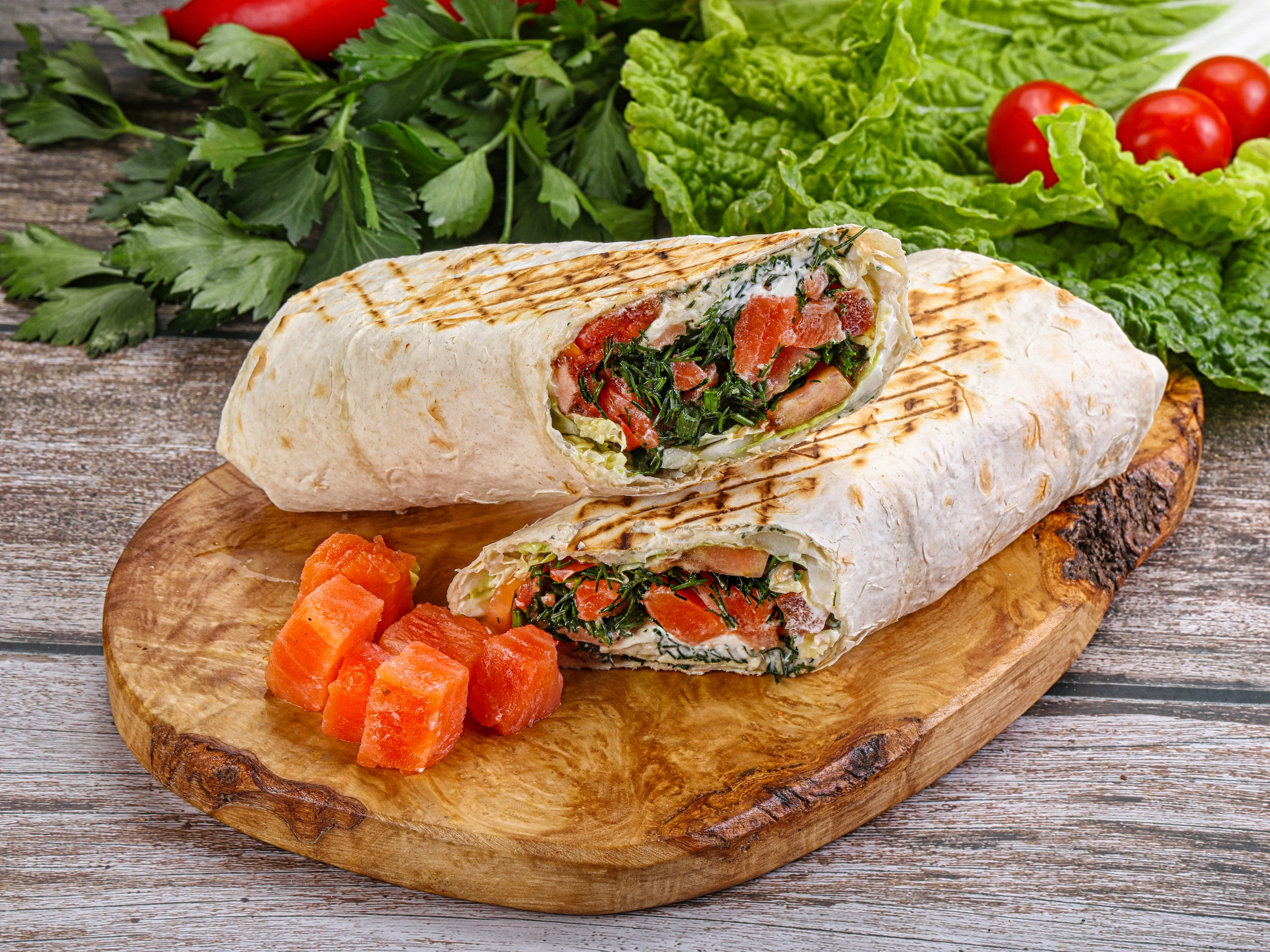 Фотосъемка бургеров и гамбургеров. Заказ по тел.: +7 (906) 006-90-22. Фуд-фотограф Андрей Старостин — съемка еды в Москве. 9000 руб. в час