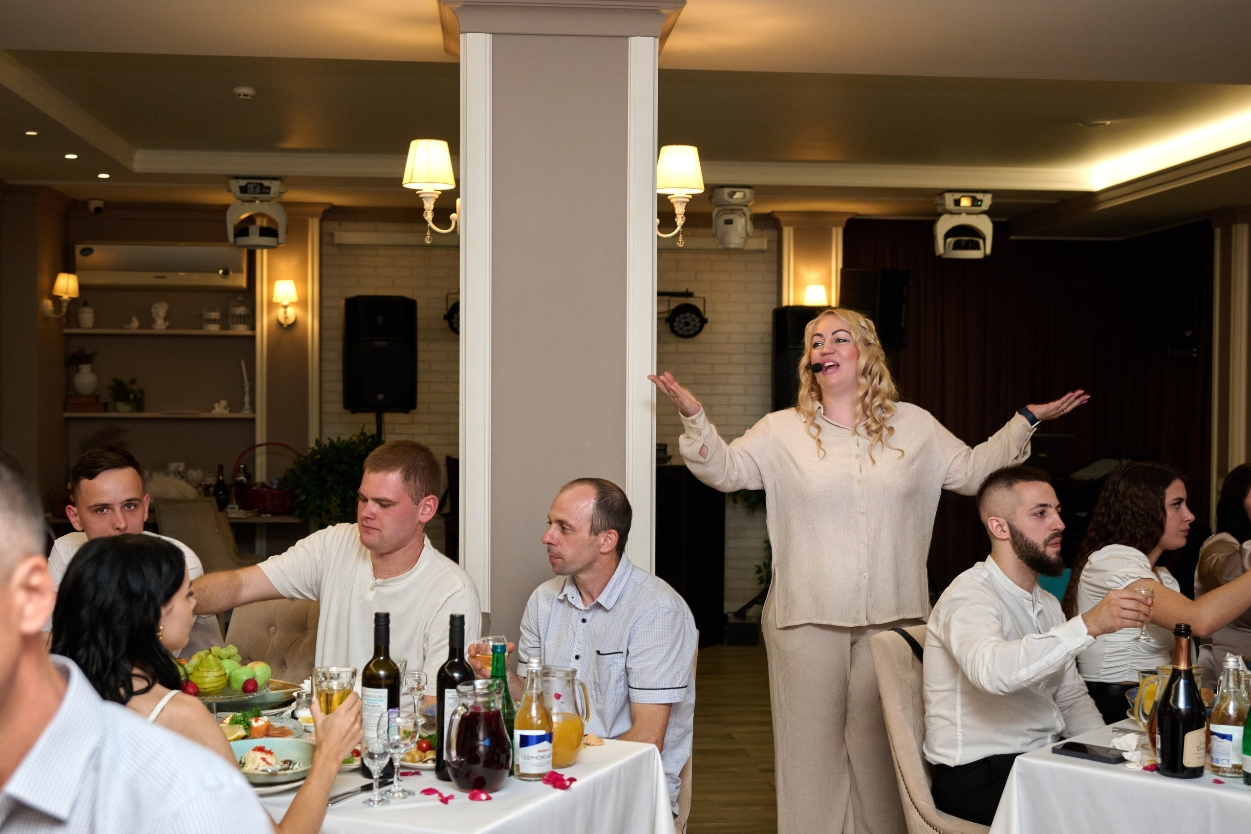 Свадебная фотосессия Никиты и Ангелины в Старом Осколе. Профессиональный фотограф Старый Оскол, Губкин — свадьба, венчание, крещение, юбилей и день рождения