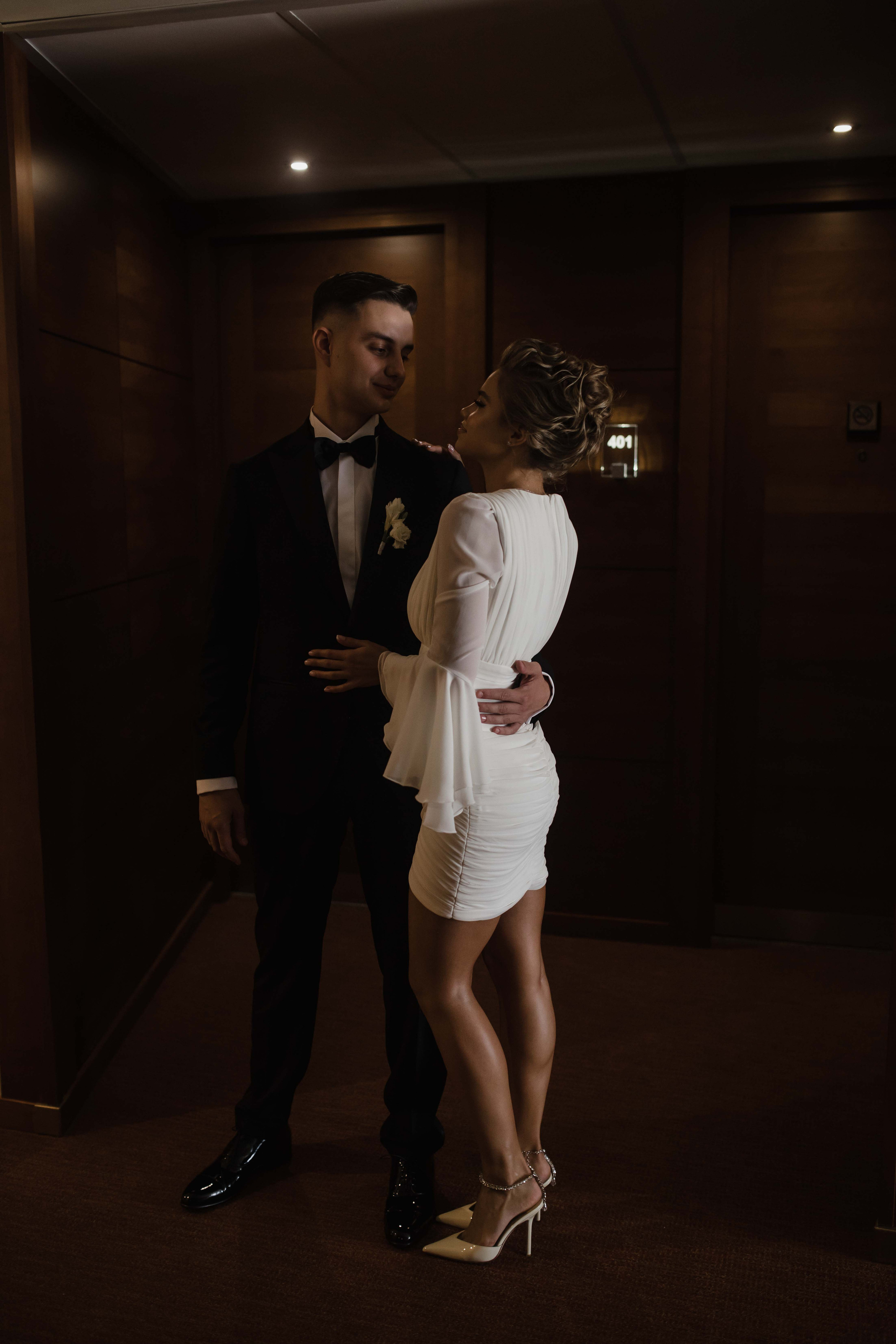 Владимир и Ника | Сборы в Hilton | Свадьба 4.08.2023. Свадебный фотограф Новосибирск | Готовность фото от 14 дней