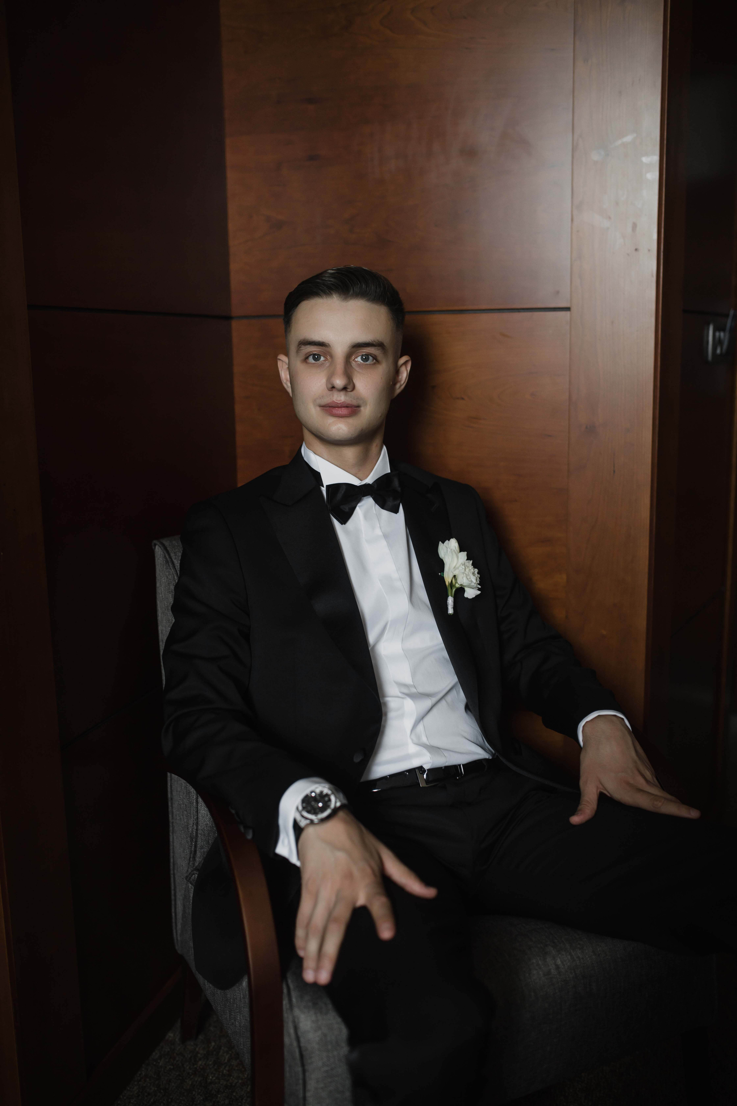 Владимир и Ника | Сборы в Hilton | Свадьба 4.08.2023. Свадебный фотограф Новосибирск | Готовность фото от 14 дней