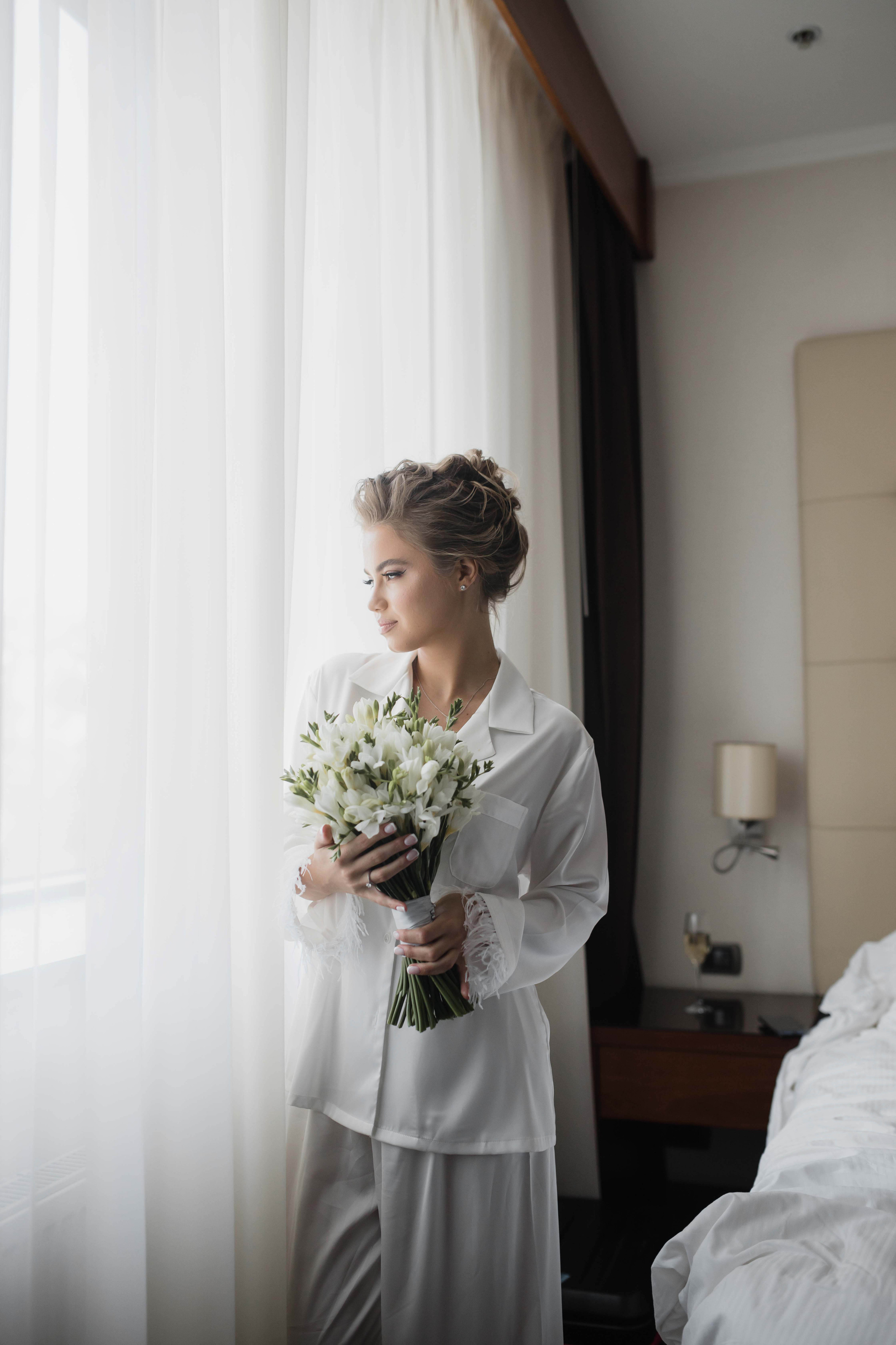 Владимир и Ника | Сборы в Hilton | Свадьба 4.08.2023. Свадебный фотограф Новосибирск | Готовность фото от 14 дней