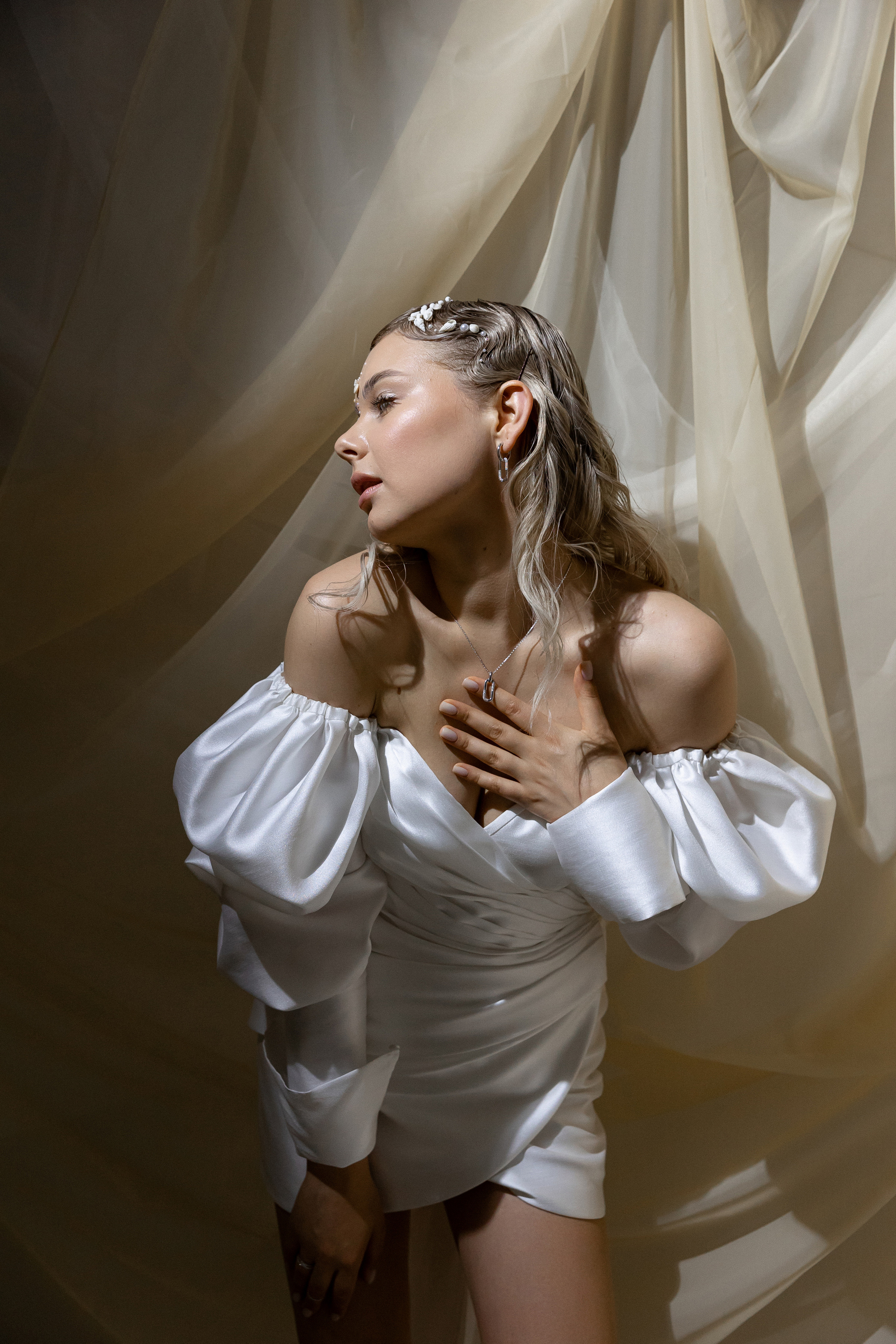 MORE AMORE. Э Т О М Ы