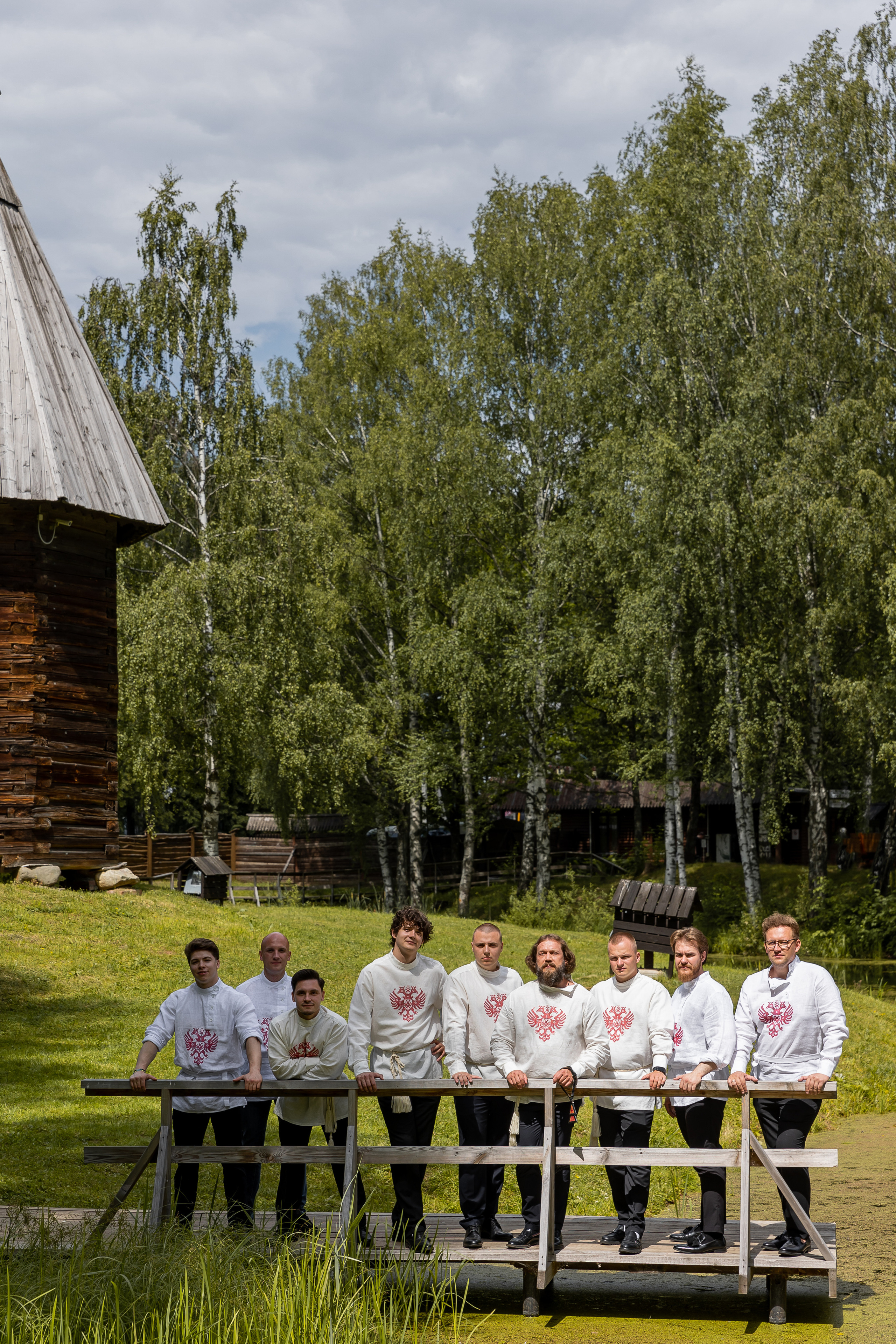 Собака.ru. Э Т О М Ы