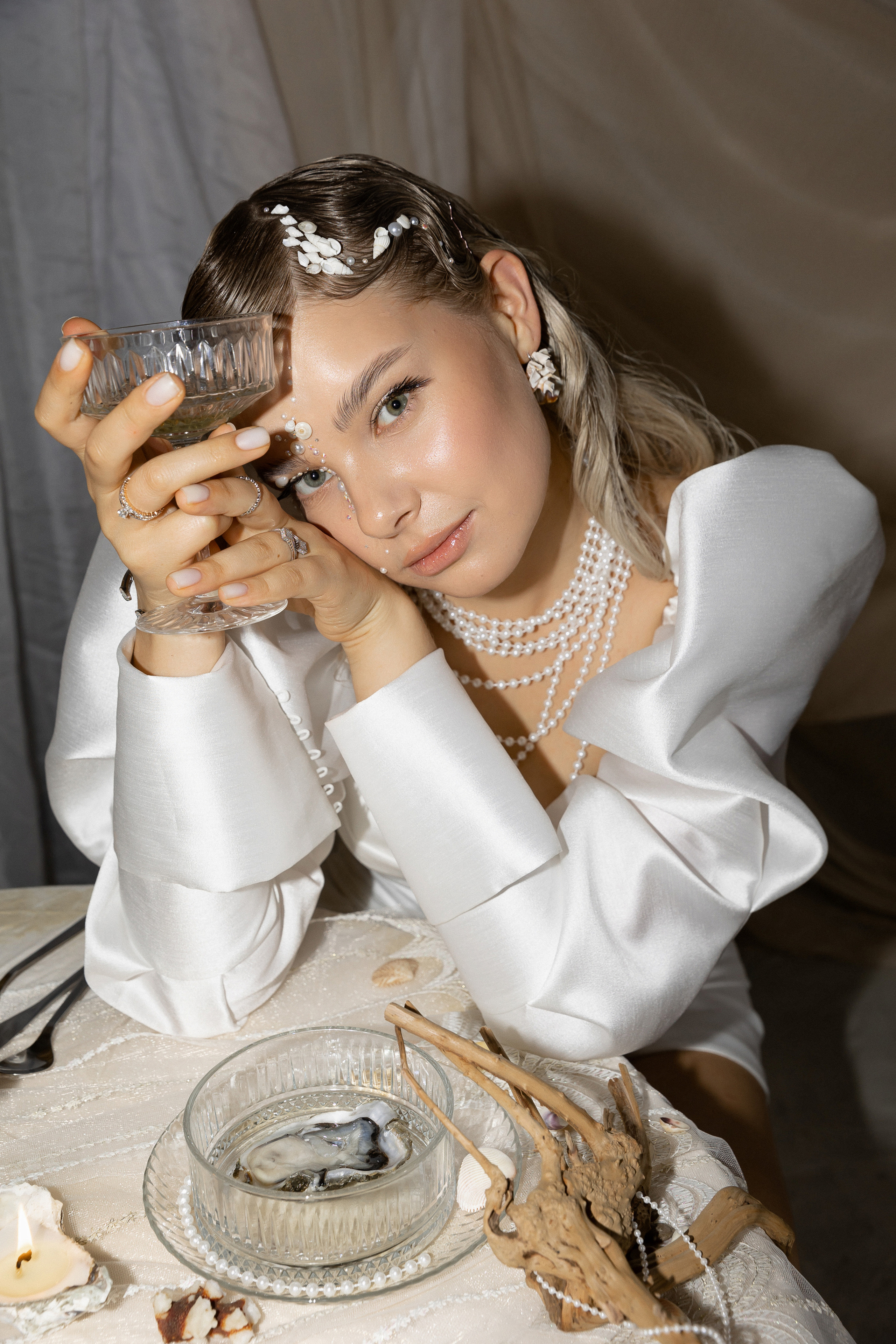 MORE AMORE. Э Т О М Ы