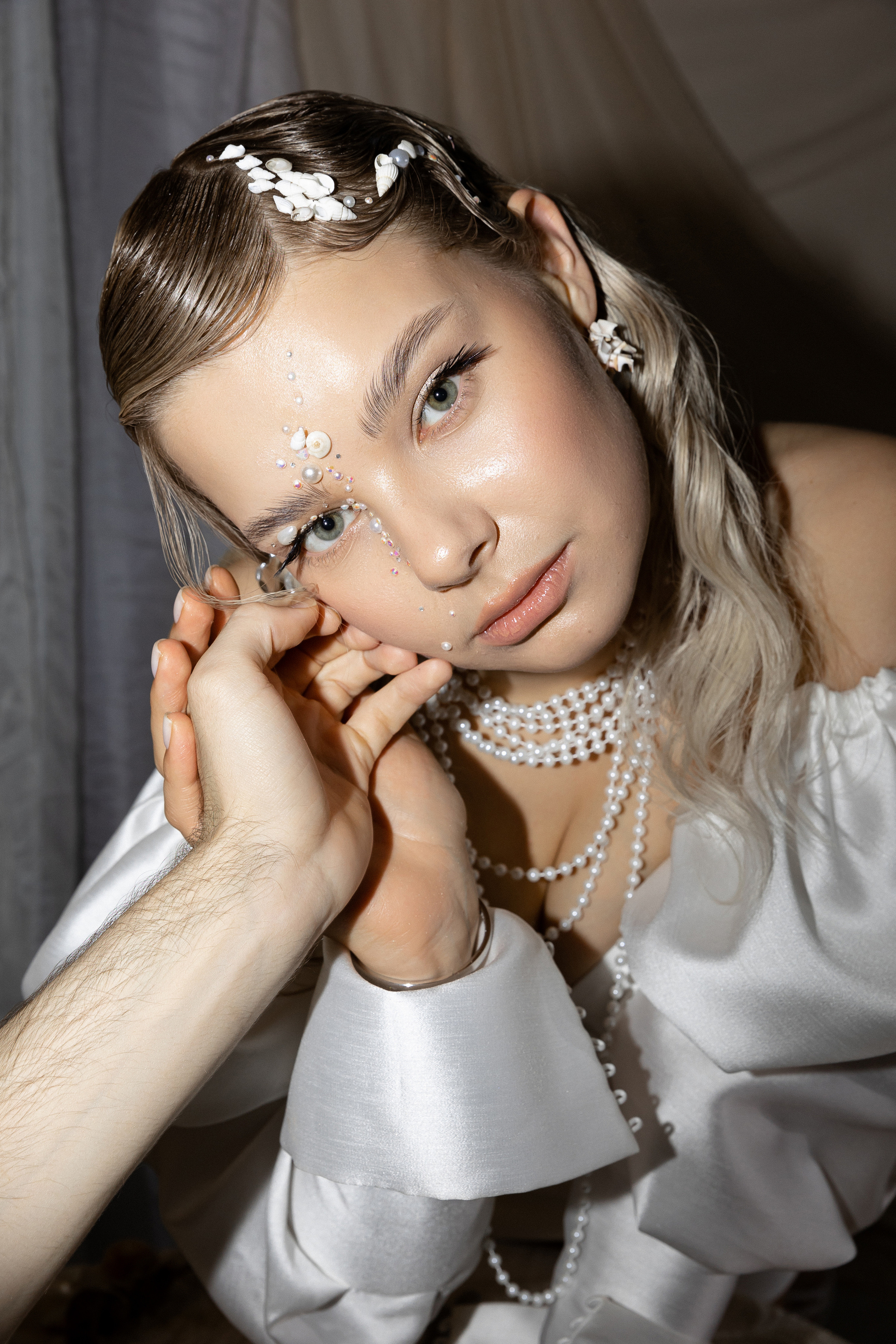 MORE AMORE. Э Т О М Ы