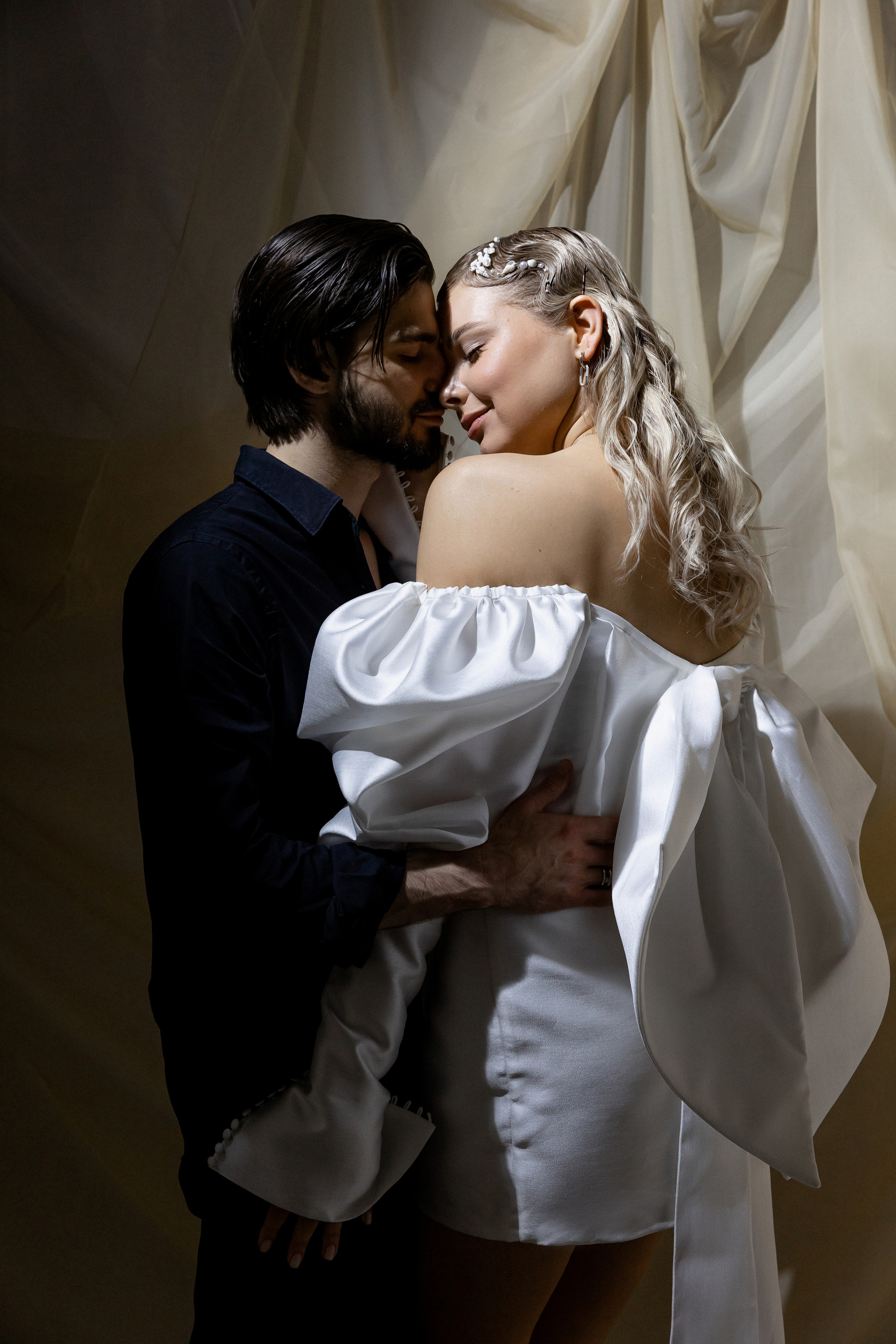 MORE AMORE. Э Т О М Ы