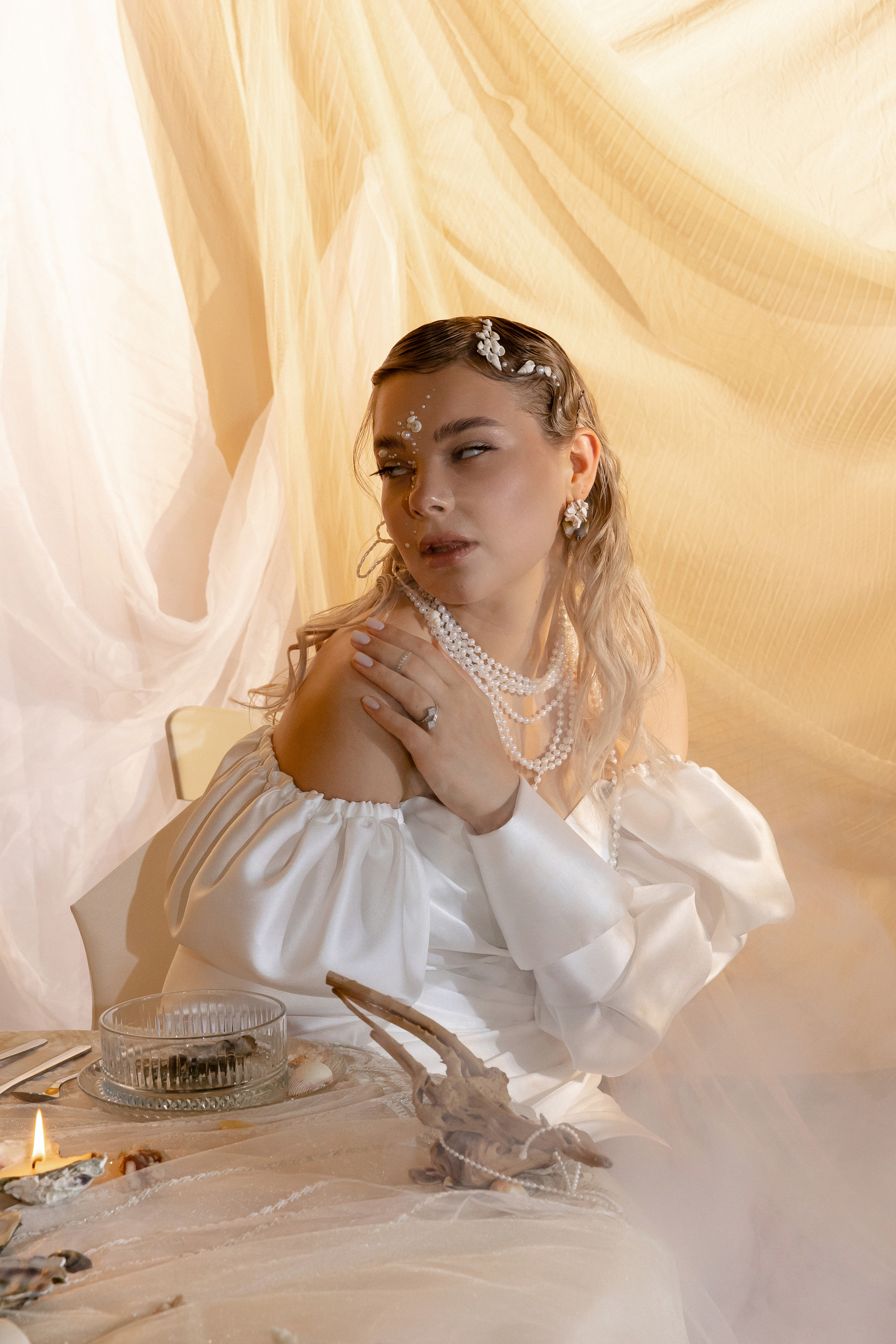 MORE AMORE. Э Т О М Ы