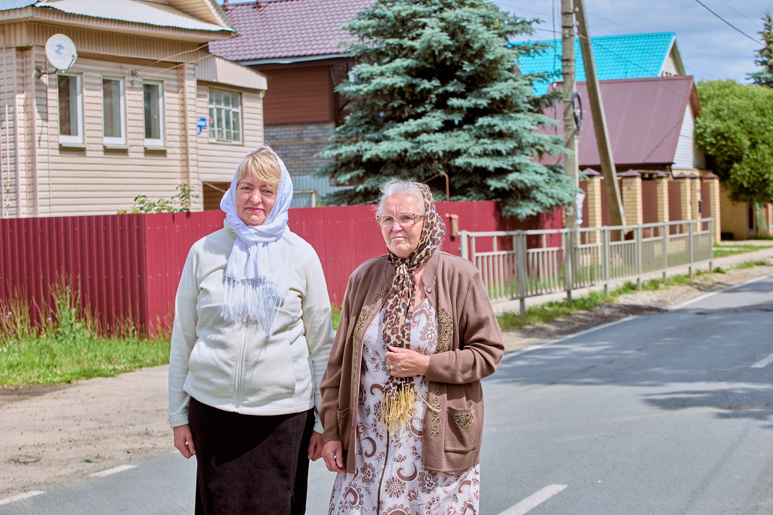 Встреча Крестного хода женский портрет вдвоем